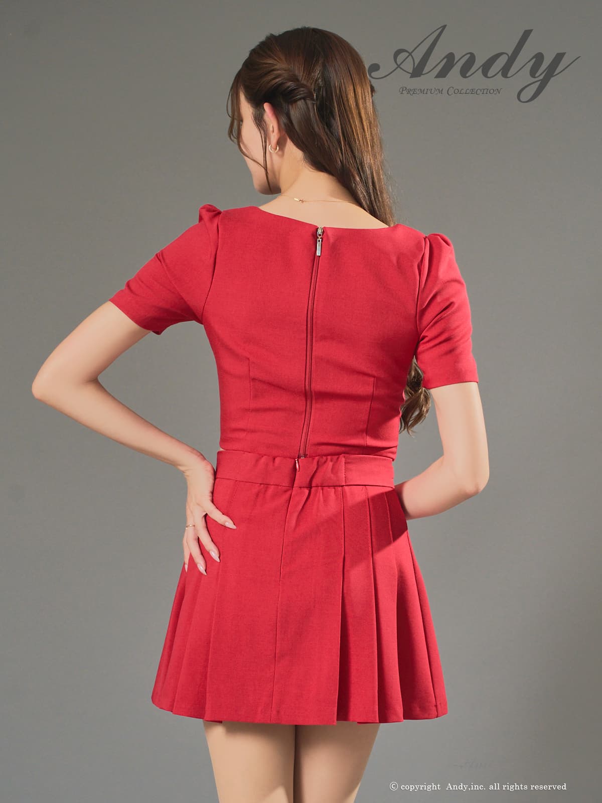 半袖 セットアップ ジップデザイン スクエアネック ボタン プリーツ チェーン フレアミニドレスの詳細画像3