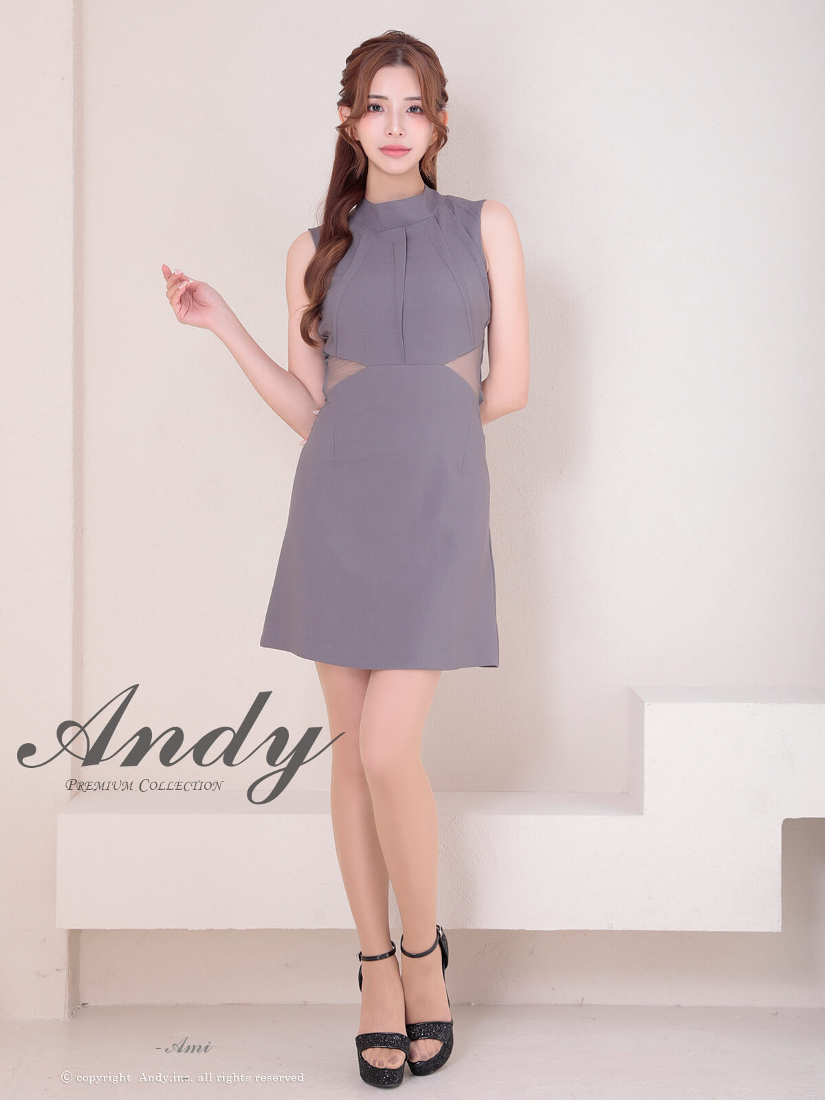 セクシー ノースリーブ バックカット リボン ハイネック くびれ透け ジップデザイン フレアミニドレスの全身フロント画像1