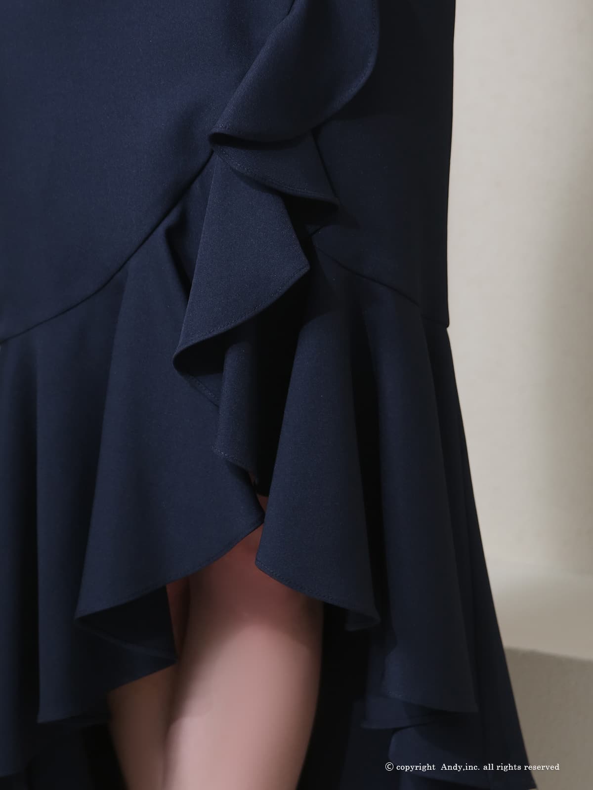 ノースリーブ ジップデザイン ショルダーリボン フリル ワンカラー ロングテールドレスの詳細画像1