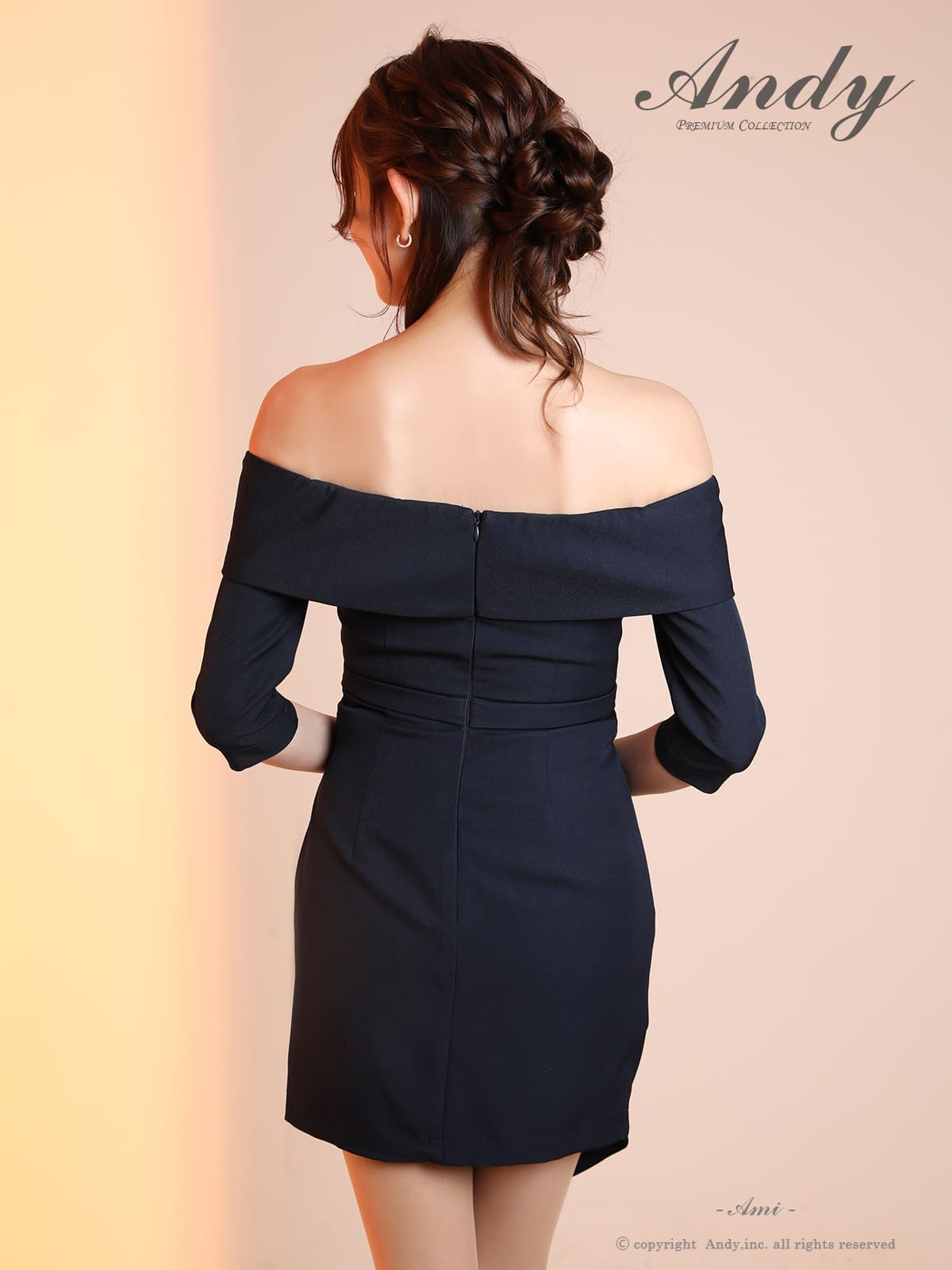 オフショルダー ジップデザイン 袖あり アシメスカート 無地 タイトミニドレスの全身サイド画像1