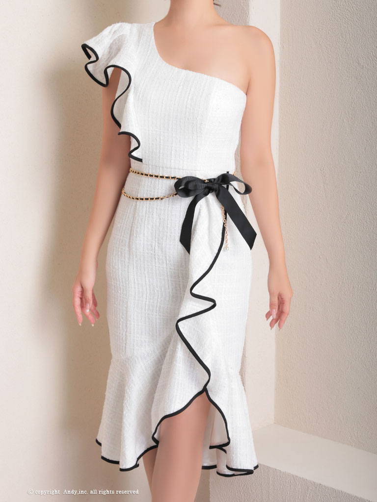 ワンショルダー チェック柄 ツイード フリル ウエストリボン チェーン タイト 膝丈ドレスの全身バック画像1