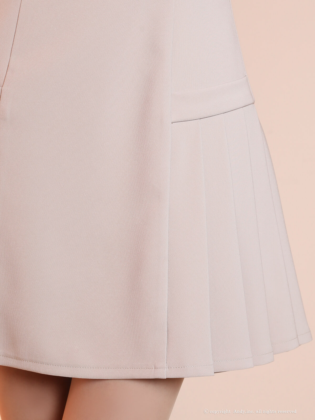 ノースリーブ ジップデザイン ベルト プリーツ ワンカラー フレアミニドレスの詳細画像2