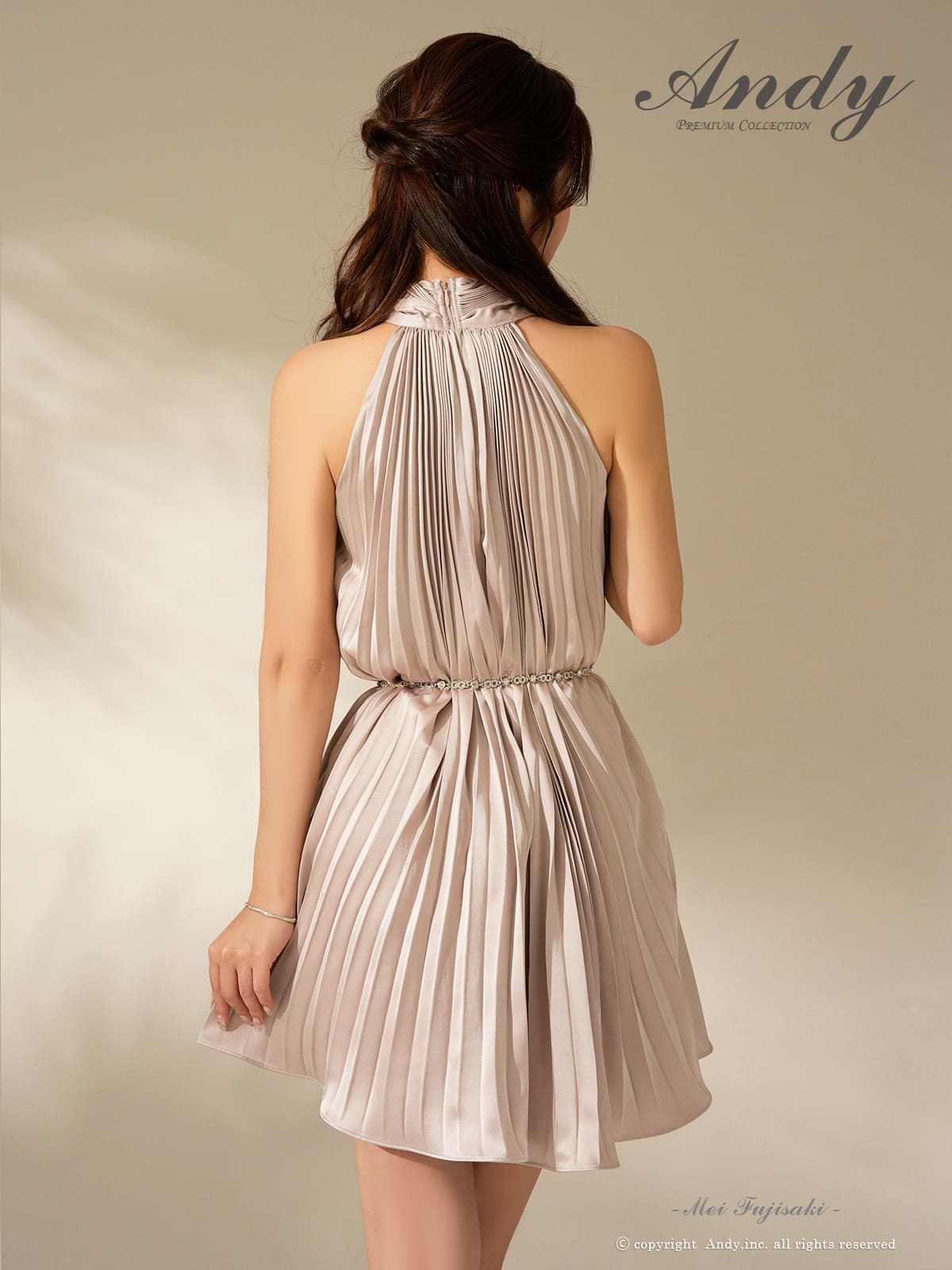 ホルターネック ビジュー チェーンベルト シフォン プリーツ フレアニドレスの詳細画像3