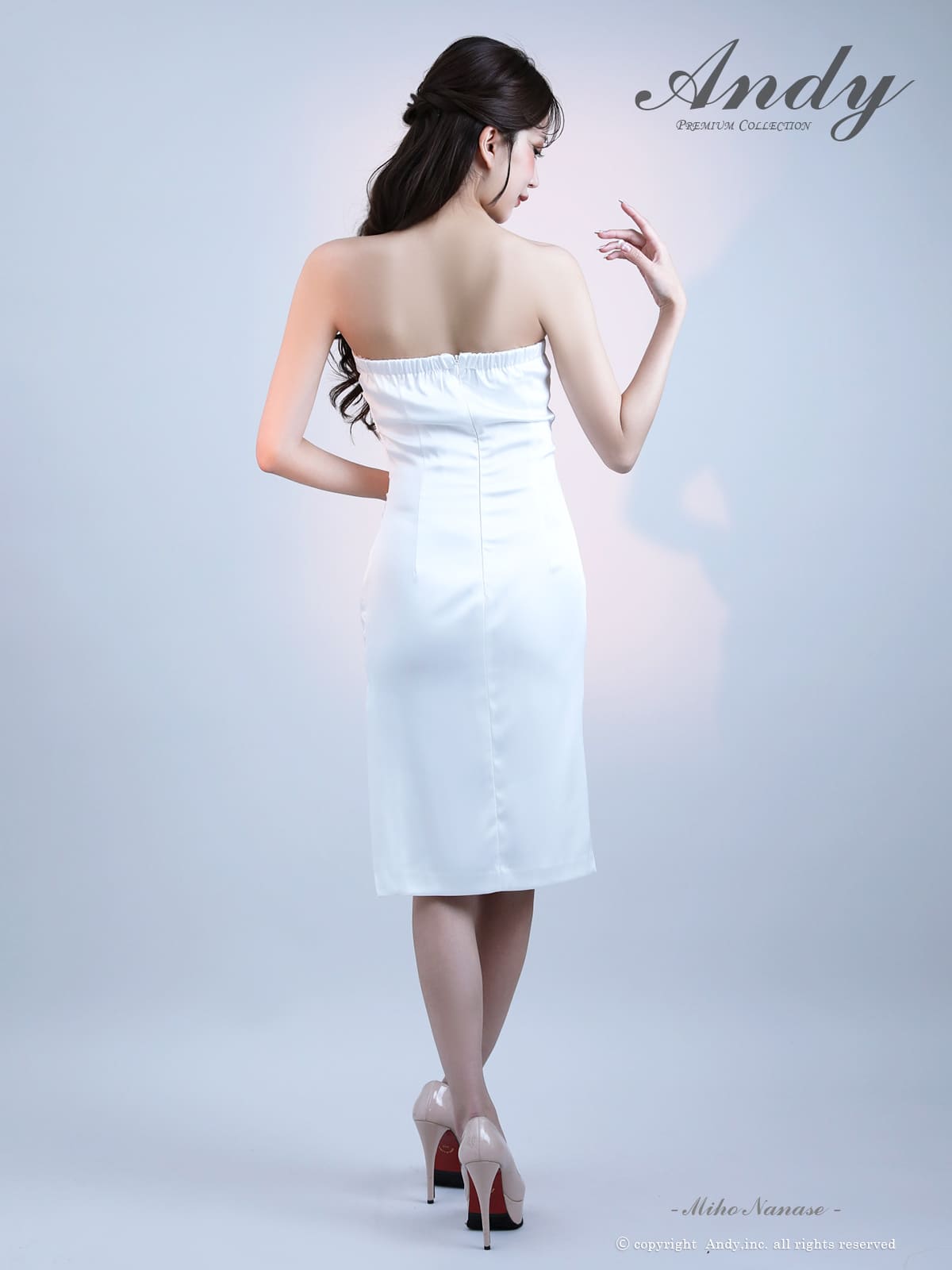 ベアトップ タック ワンカラー スリット タイト 膝丈ドレスの詳細画像3