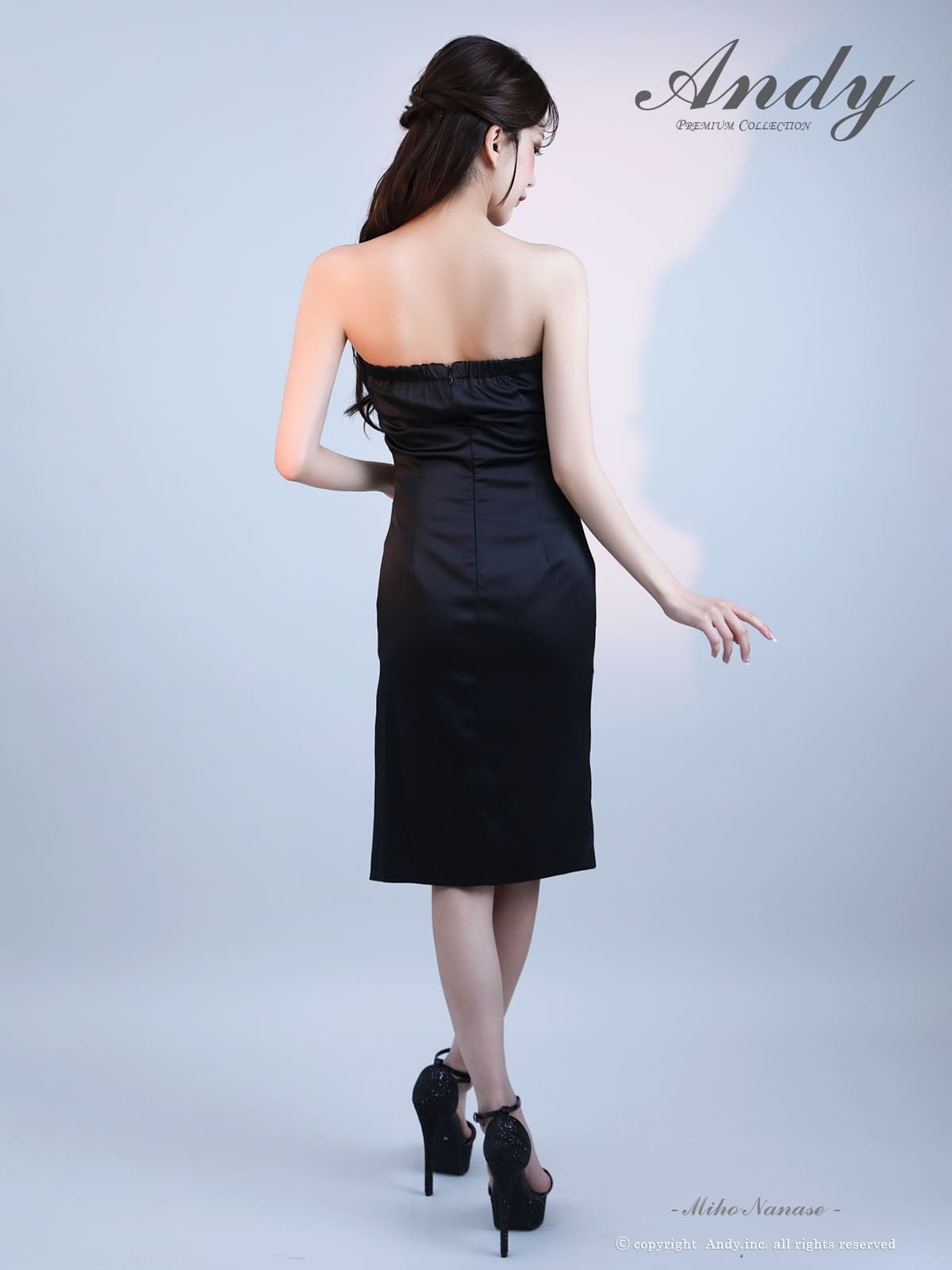 ベアトップ タック ワンカラー スリット タイト 膝丈ドレスの詳細画像3