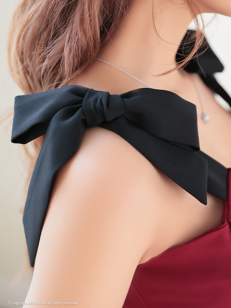 キャバドレス an アン 上品 ノースリーブ 襟付き ショルダーリボン パールボタン フレアミニドレスの全身バック画像