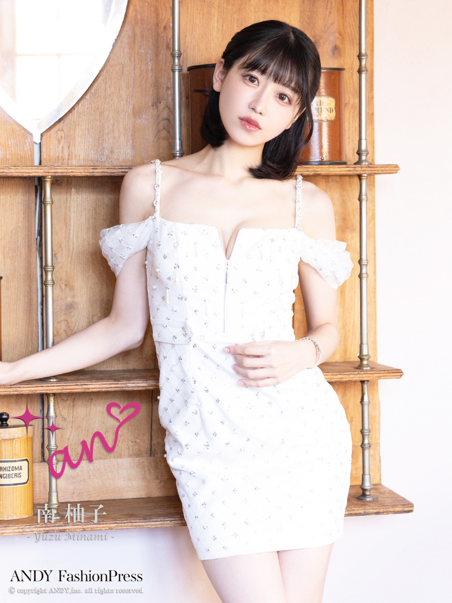 肩あき キャミソール ビジューチュールスリーブ フロントジップ タイトミニドレスの詳細画像1