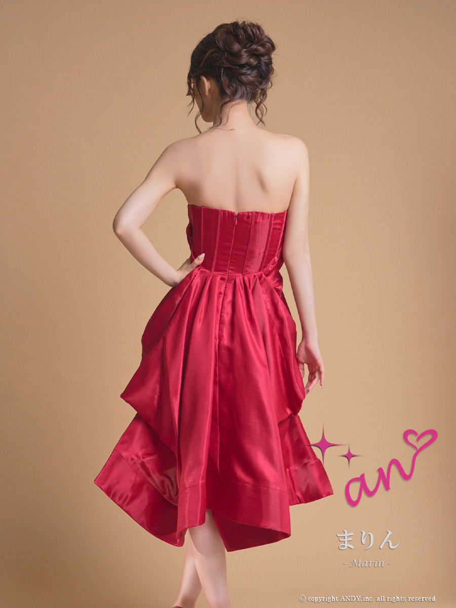 ジップデザイン ベア フリル タック ワンカラー 膝丈ドレスの全身バック画像1