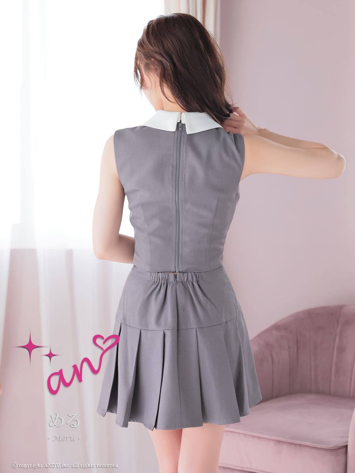 ノースリーブ セットアップ ジップデザイン 襟付き ポケット ボタン プリーツ フレアミニドレスの全身バック画像1