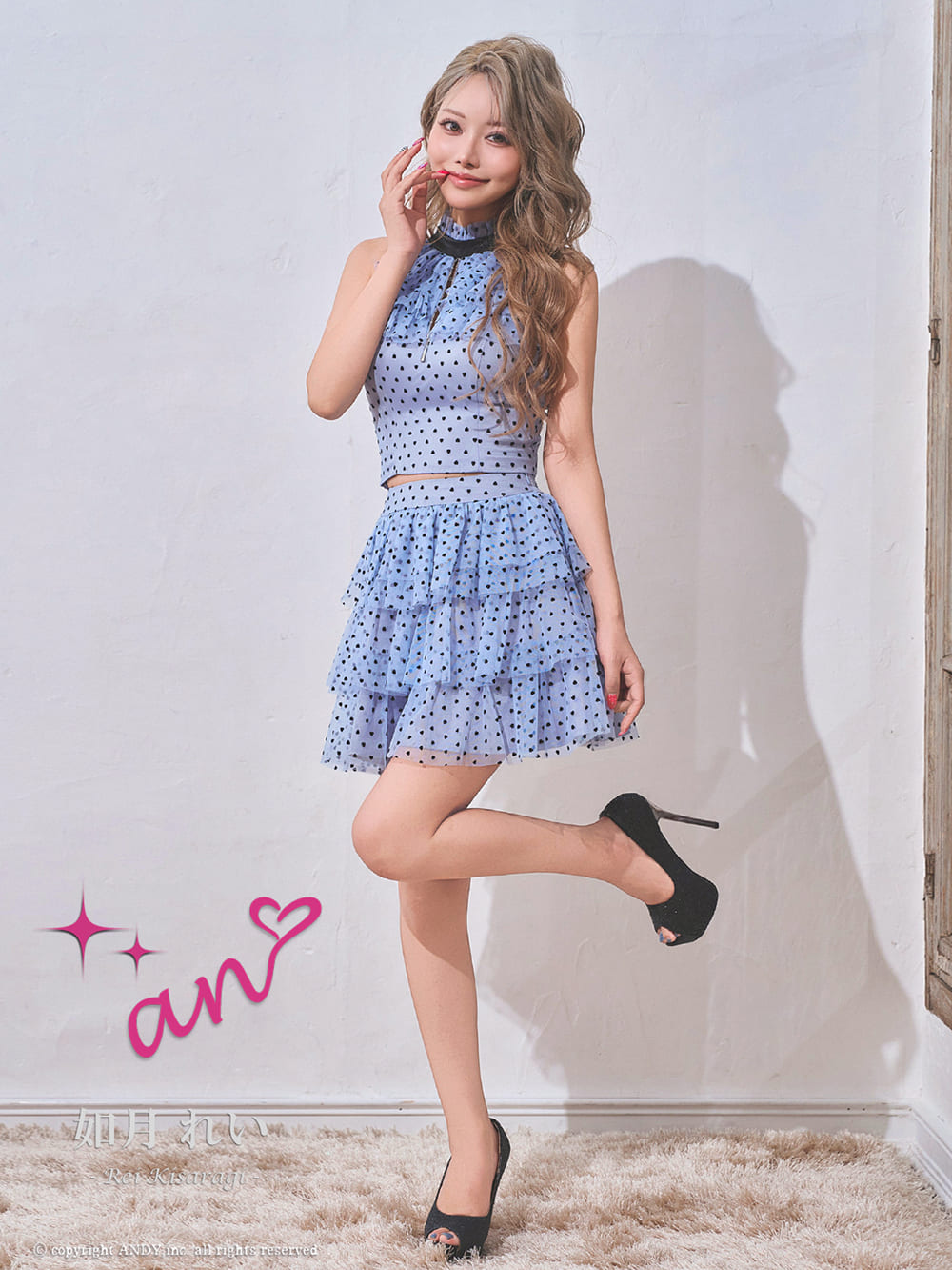 ホルターネック セットアップ ジップデザイン ドット柄 フリル ティアード フレアミニドレスの詳細画像2