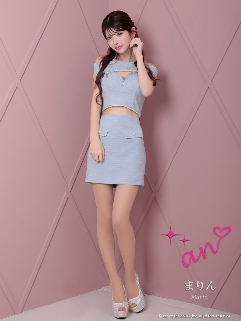 セットアップ 肩あき ジップデザイン ツイード リボン バストカット パール タイトミニドレスの全身フロント画像2