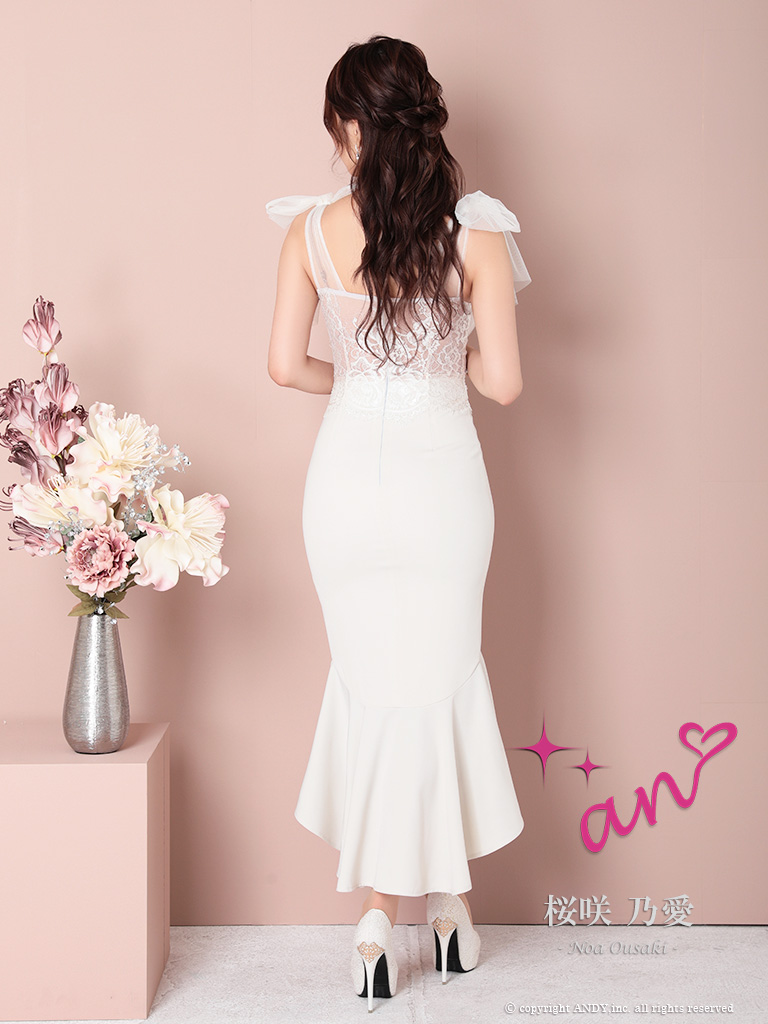 ノースリーブ くびれ透け シースルー コルセット チュール ショルダーリボン マーメイド ロングテール タイト 膝丈ドレスの全身バック画像1