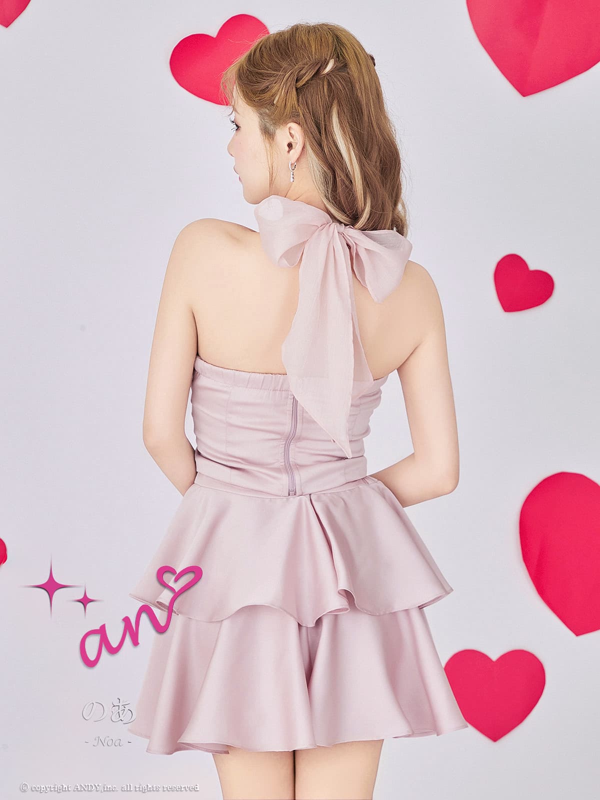 ノースリーブ ジップデザイン 襟付き プリーツ レイヤード ラメ フレアミニドレスの全身バック画像1