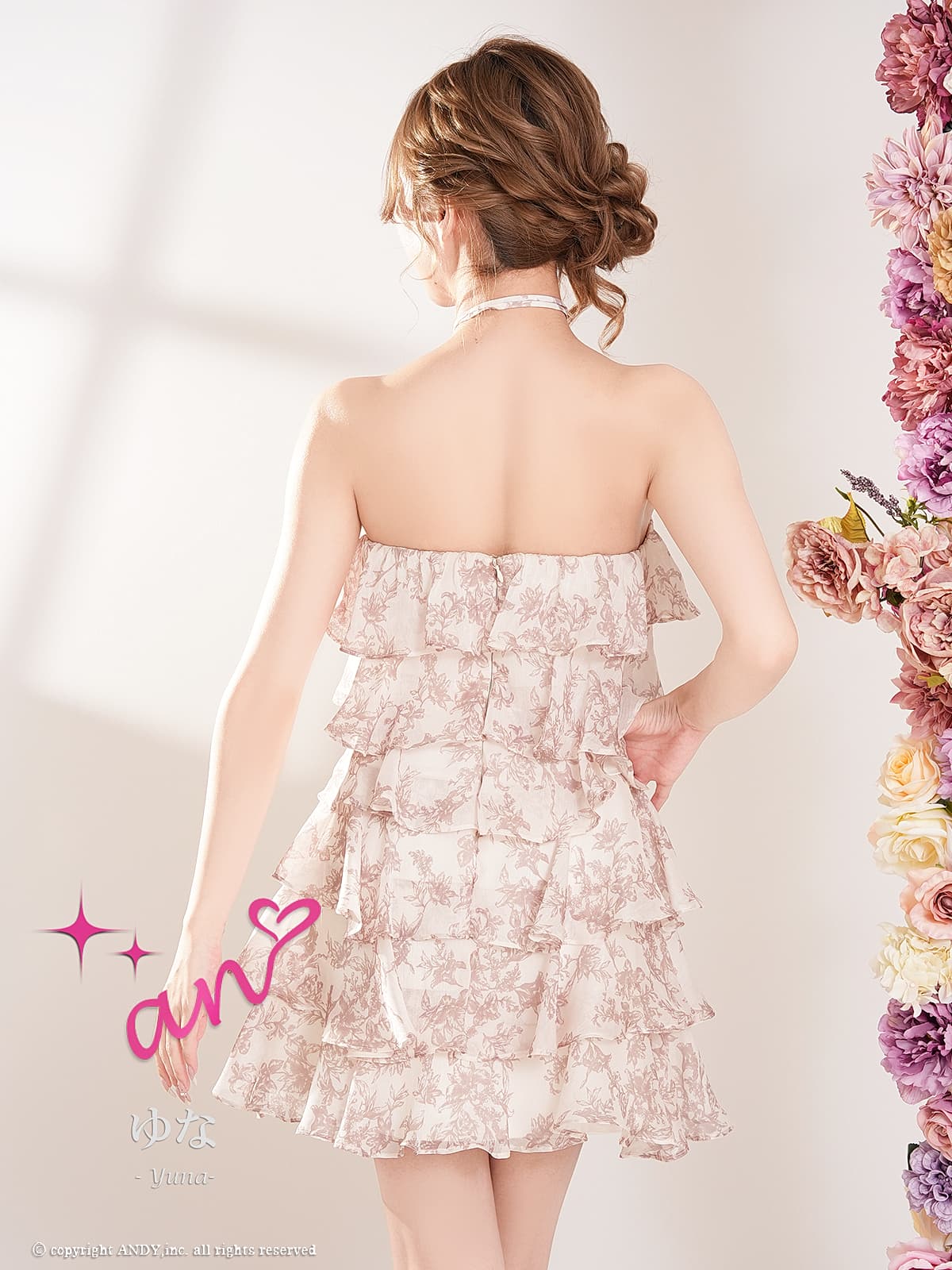 リボン チョーカー付き ベアトップ ジップデザイン 花柄 ティアード フリル フレアミニドレスの全身バック画像1