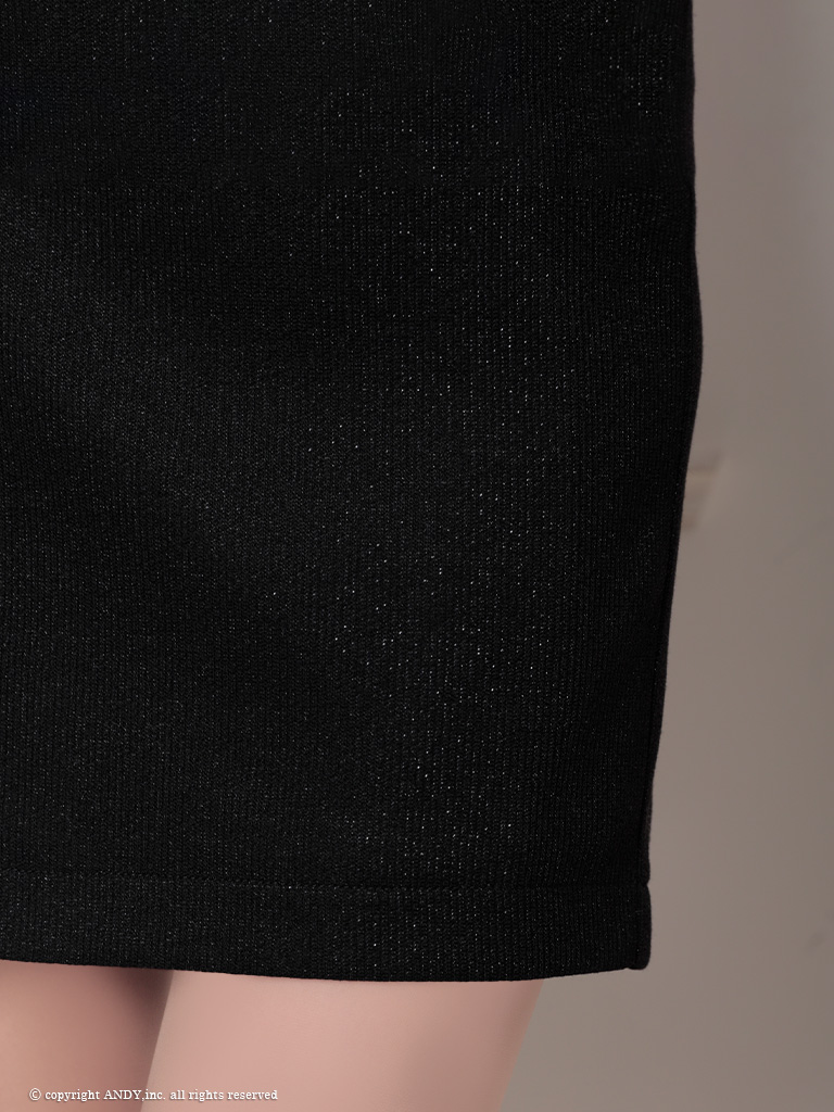 ホルターネック ストレッチ バストカット ラメ ビーズ ワンカラー サイドカットデザイン リボンブローチ タイトミニドレスの詳細画像3