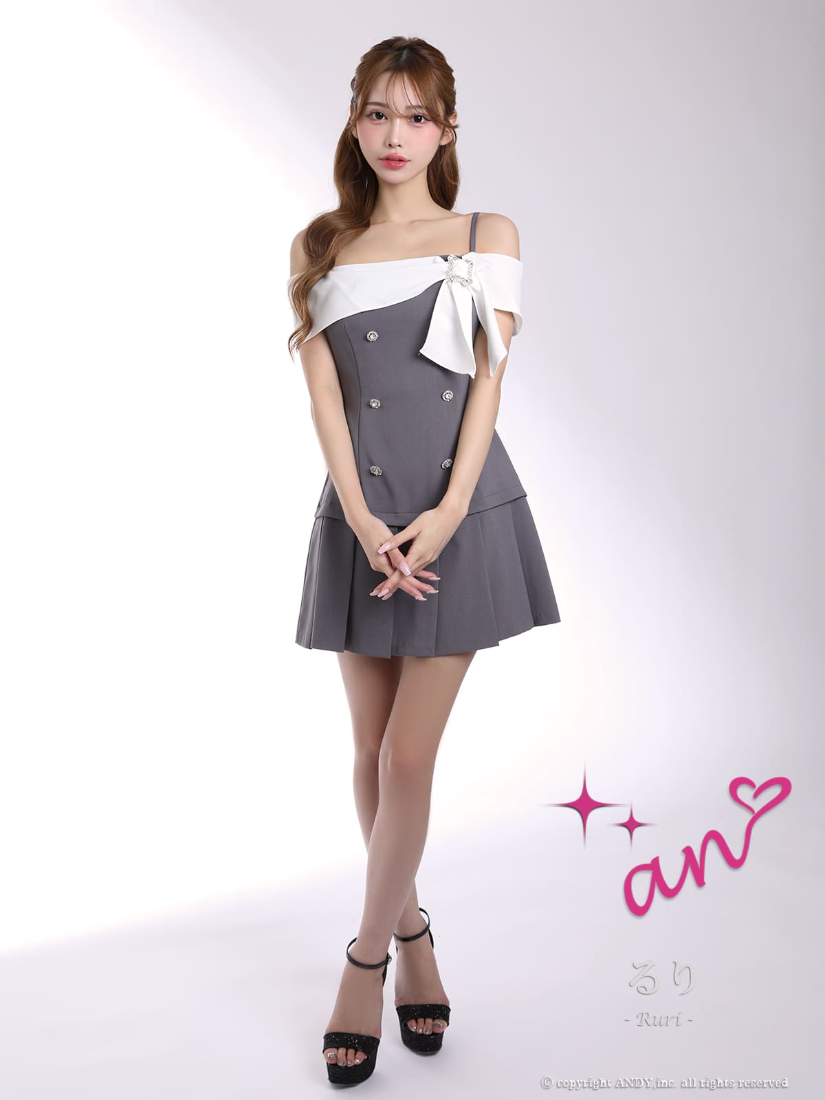 肩あき リボン ビジュー ボタン プリーツ バイカラー フレアミニドレの詳細画像2