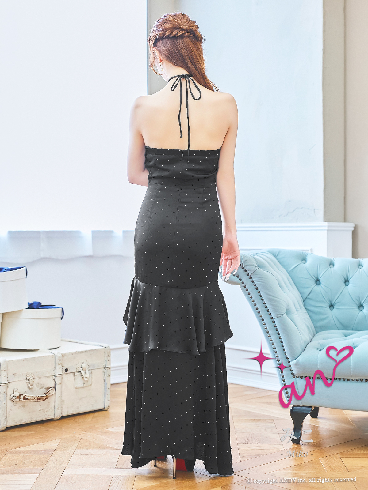 ホルターネック ドット柄 ジップデザイン フリル スリット クロスデザイン Aラインロングドレスの全身サイド画像1