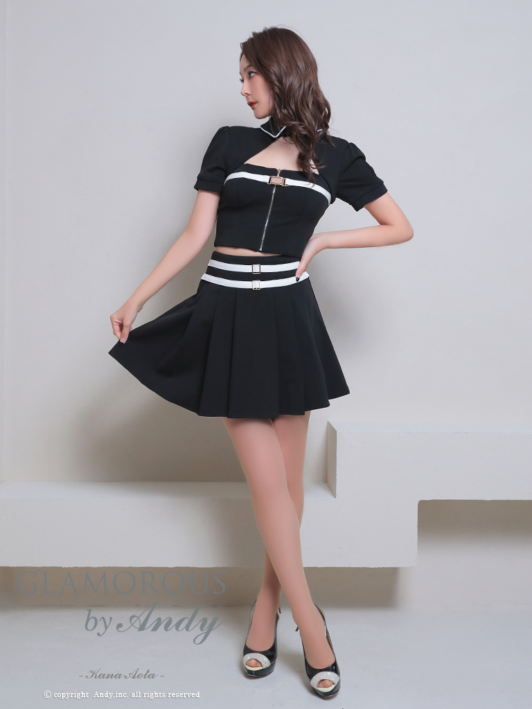 半袖 バストカット 襟付き バイカラー ジップデザイン セットアップ フレアミニドレスの全身フロント画像2