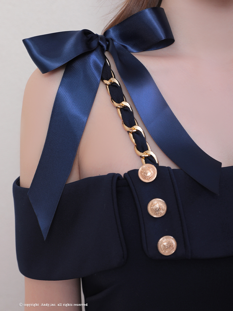 ワンカラー リボン オフショルダー スリット カットアウト チェーン ワンショルダー タイトミニドレスの詳細画像