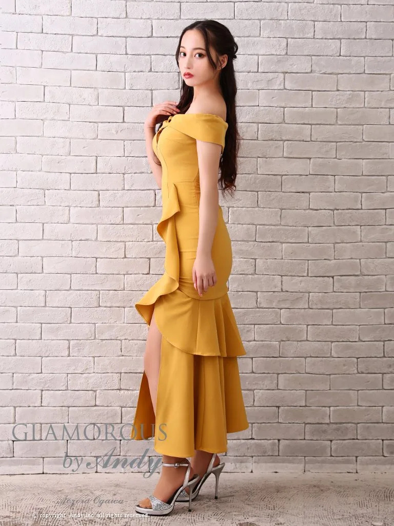 ワンカラー マーメイド スリット フリル ジップデザイン アシンメトリー オフショルダー 半袖 マーメイドロングドレスの全身サイド画像3