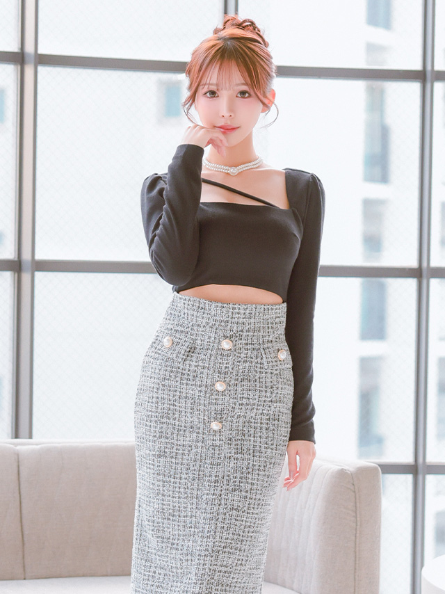 長袖 ツイード ゴールドボタン ウエストカット スクエアネック タイト 膝丈ドレスのイメージ画像3