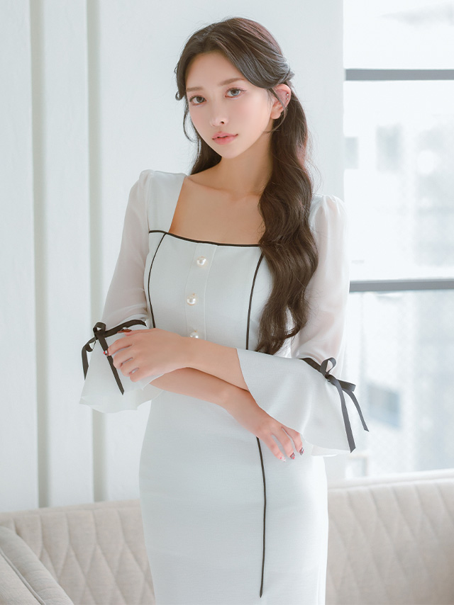 キャバドレス Anella パフスリーブ モノトーン リボン 袖あり スリット タイト 膝丈ドレスのイメージ画像4