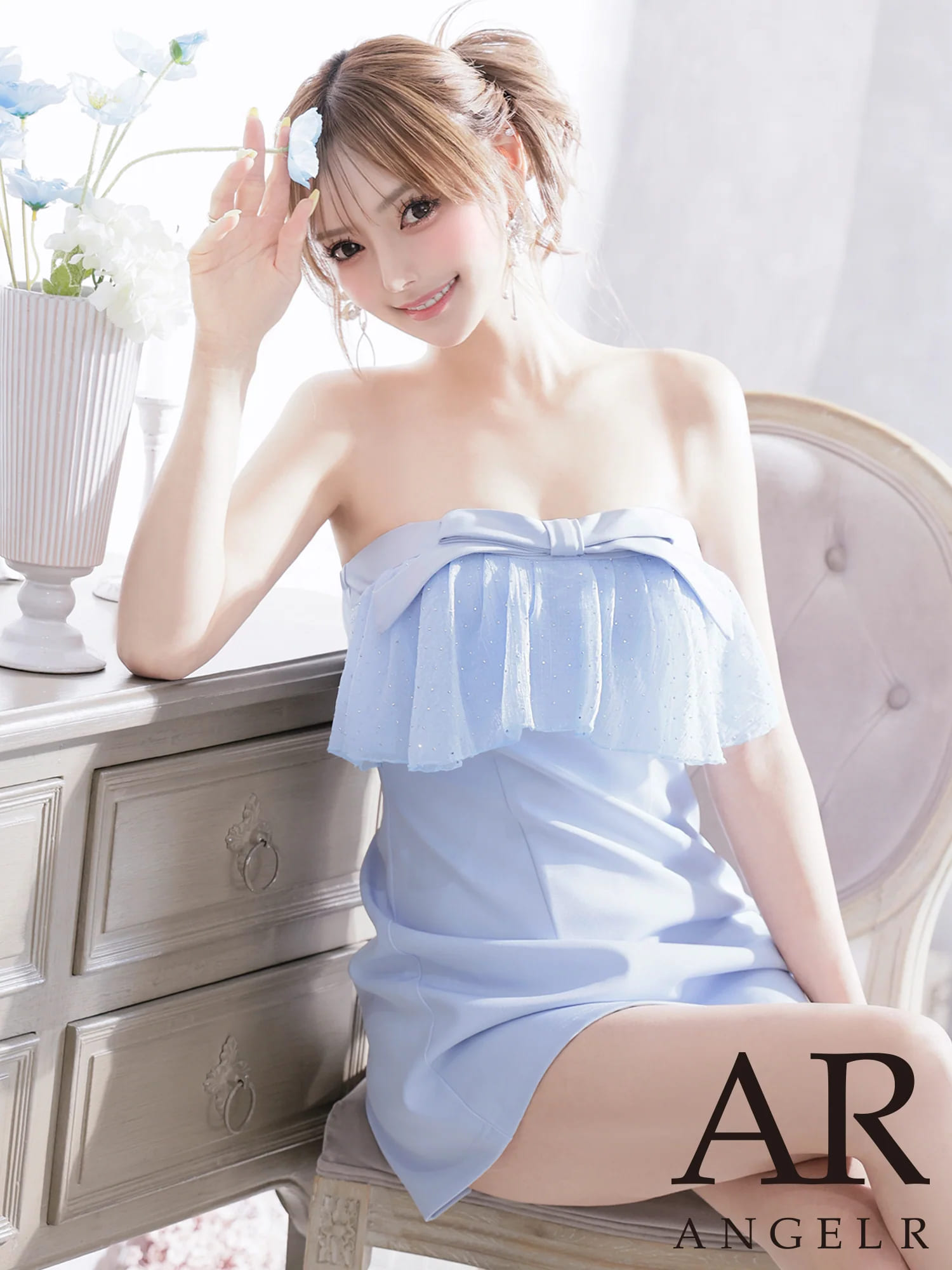 フェミニン 2way ベアトップ キャミソール パールチェーン フリル リボン ビジュー フレアミニドレスのメイン画像