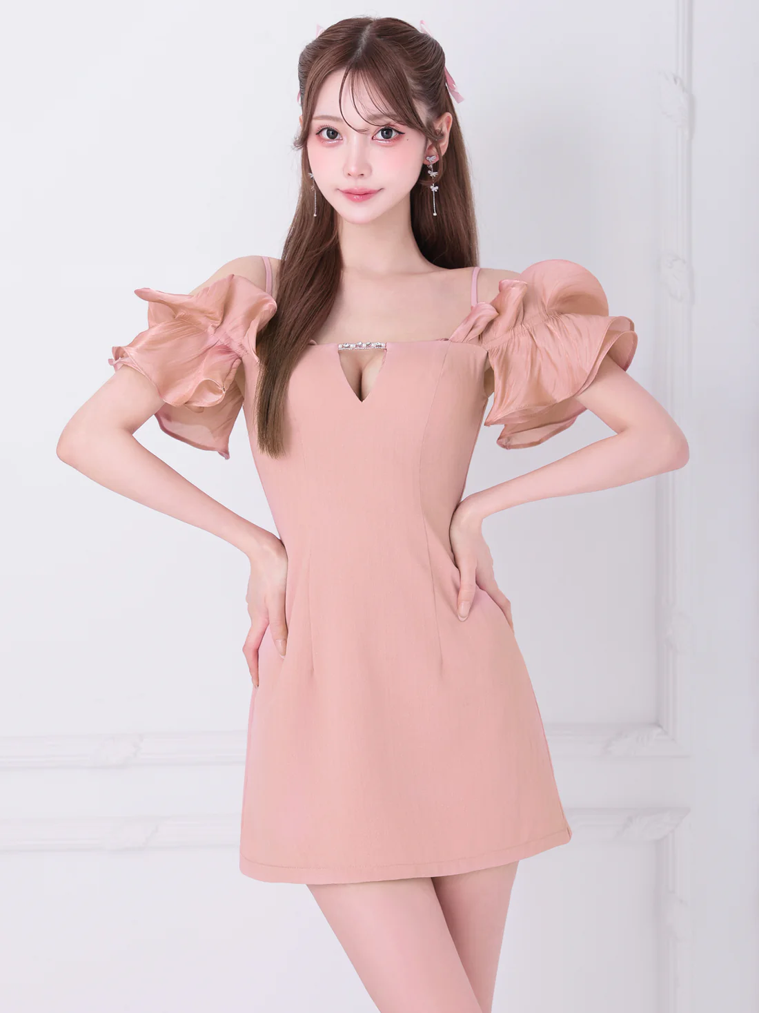 セクシー オープンバスト ホルターネック フロントビジュー くびれ透け タイトミニドレスのイメージ画像6