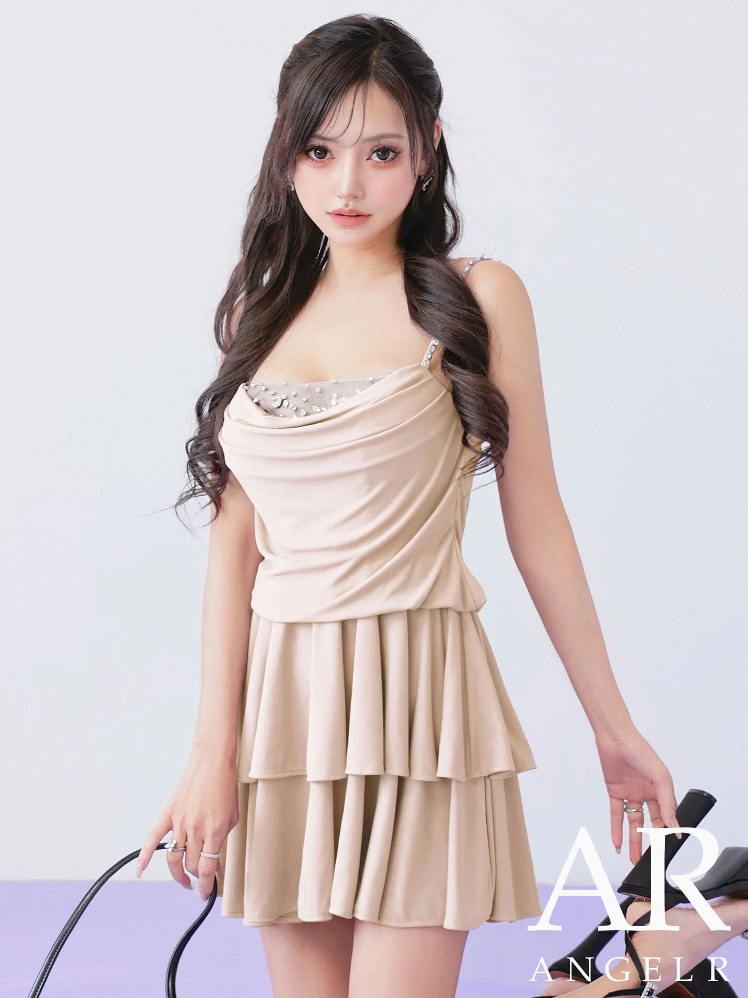 キャミソール フロントドレープ バストビジュー フリル ティアード フレアミニドレスのメイン画像