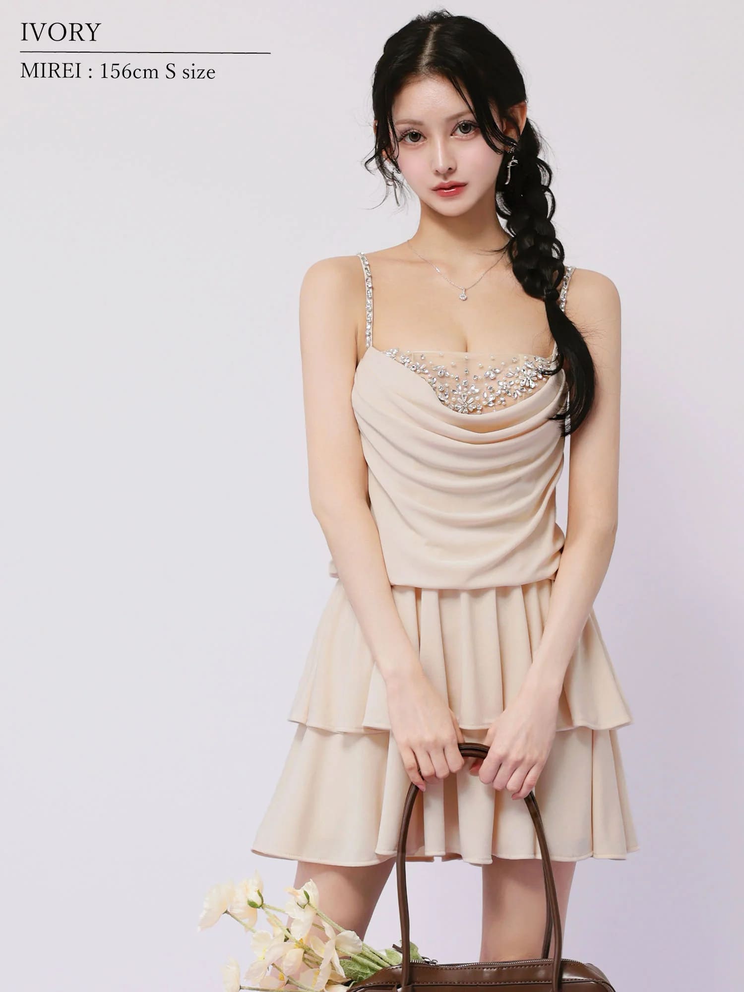 キャミソール フロントドレープ バストビジュー フリル ティアード フレアミニドレスのイメージ画像1