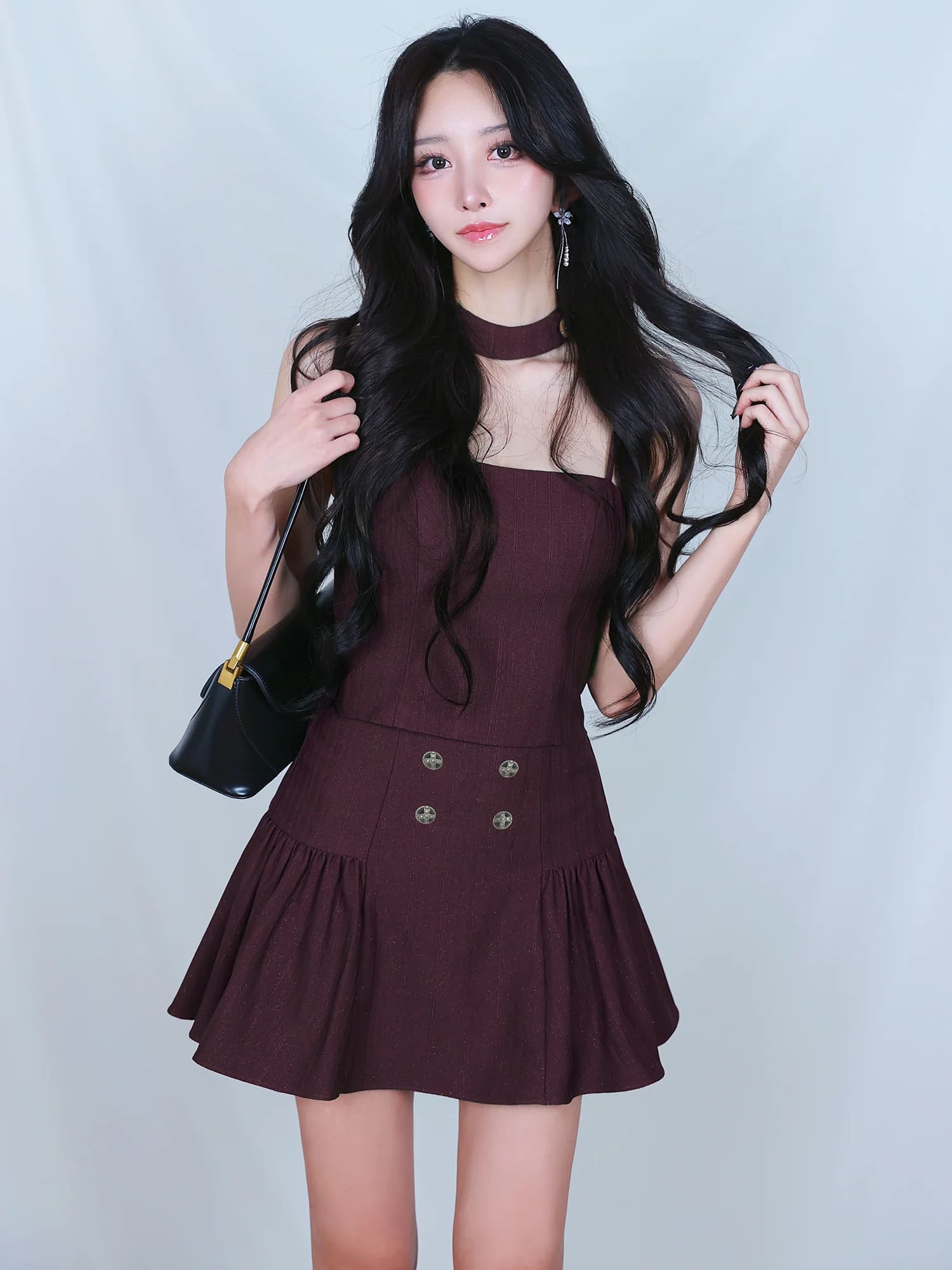 ホルターネック チョーカーデザイン ダブルボタン セットアップ プリーツ フレアミニドレスのイメージ画像6