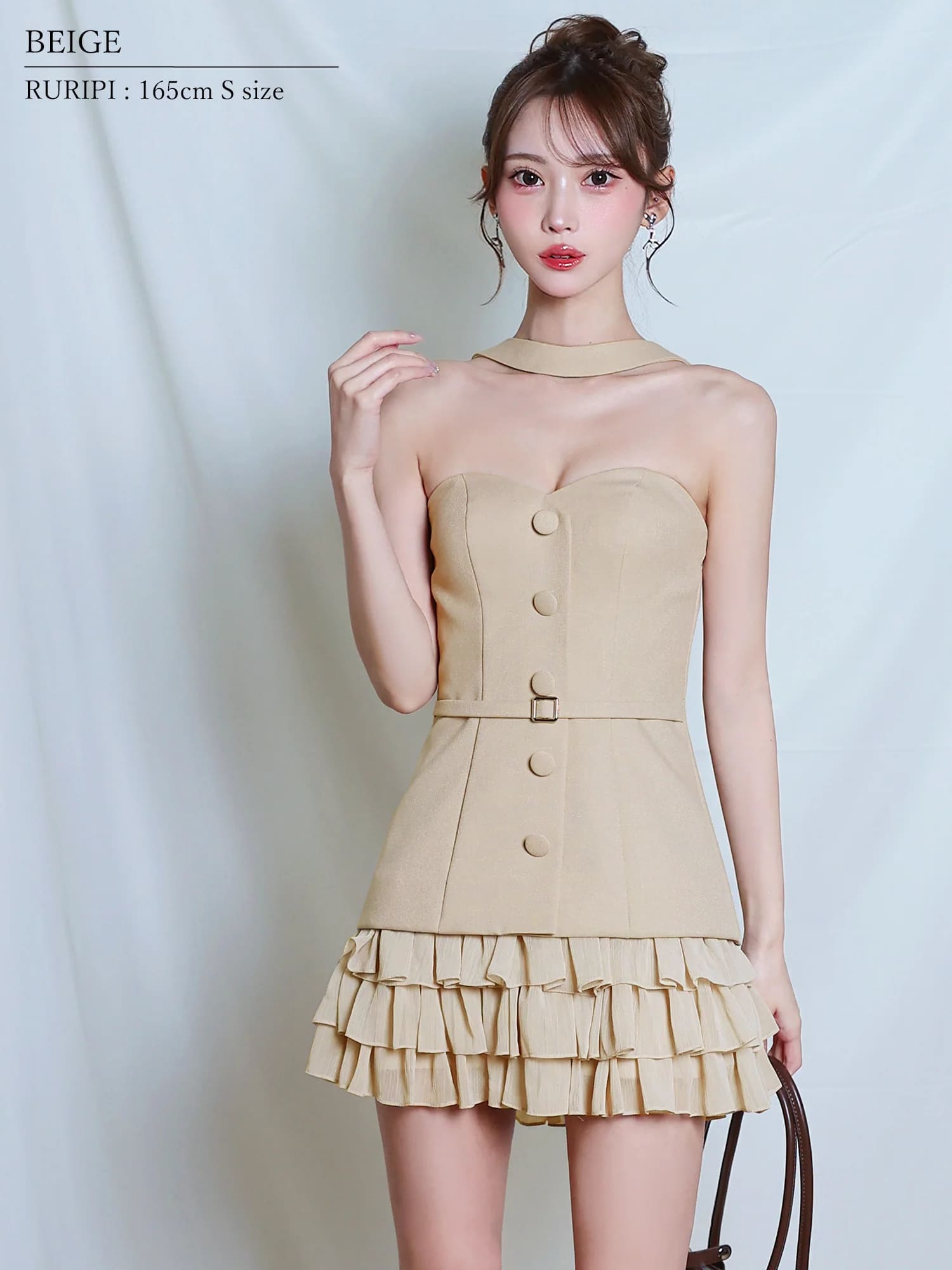 2way ベアトップ チョーカーデザイン ボタン ウエストベルト フリル フレアミニドレスのイメージ画像2