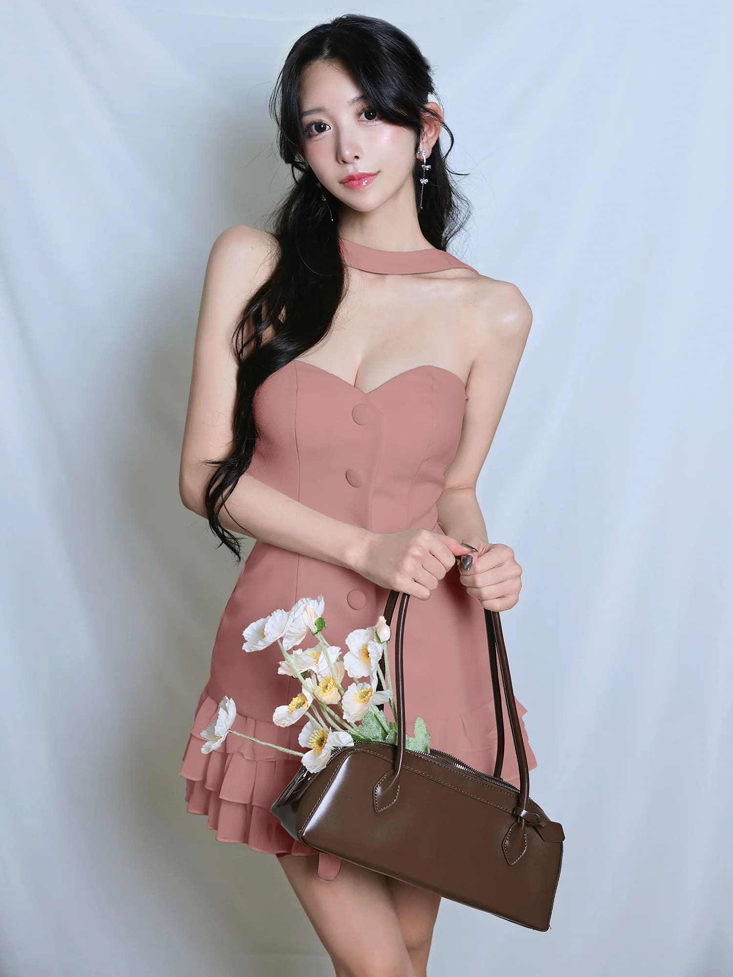 2way ベアトップ チョーカーデザイン ボタン ウエストベルト フリル フレアミニドレスのイメージ画像6