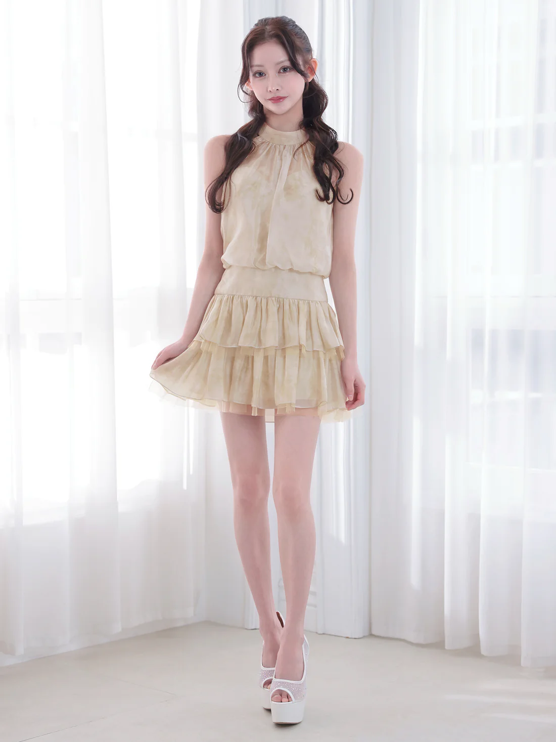 ホルターネック ティアード フラワー シフォン ウエストマーク フレアミニドレスのイメージ画像10