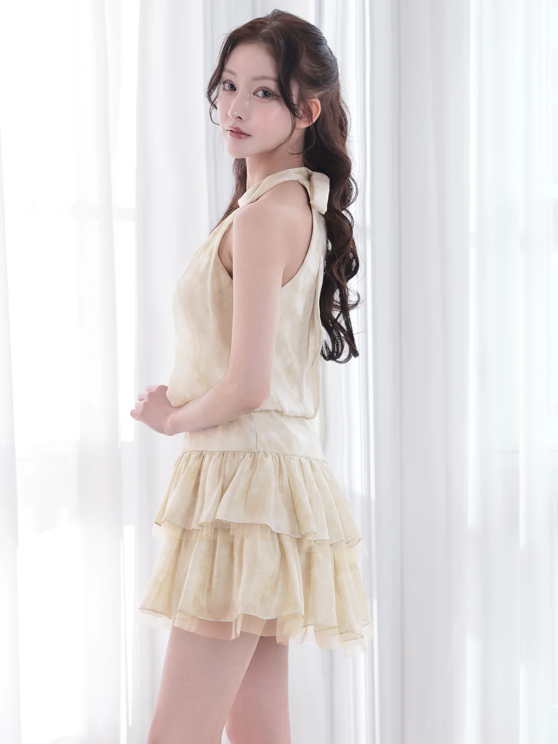 ホルターネック ティアード フラワー シフォン ウエストマーク フレアミニドレスのイメージ画像11