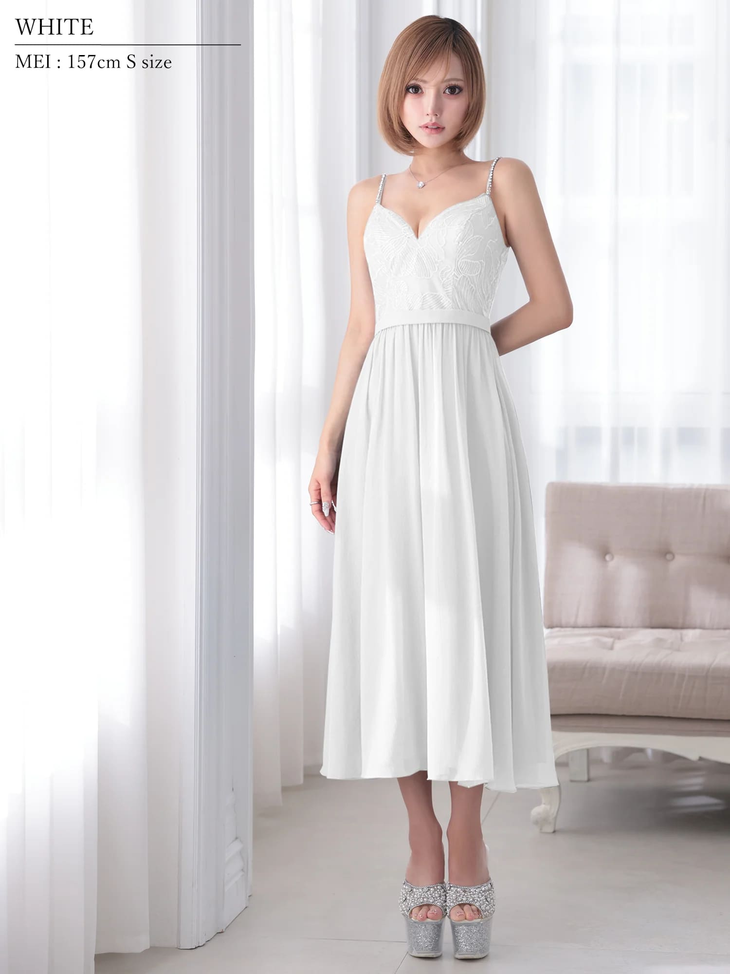 キャミソール ハートカット アッパーフラワーデザイン ウエストマーク ビジュー シフォン Aラインロングドレスのイメージ画像4