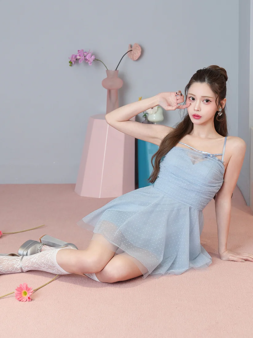 キャミソール ドット柄 チュール シアー リボン フェミニン フレアミニドレスのイメージ画像3