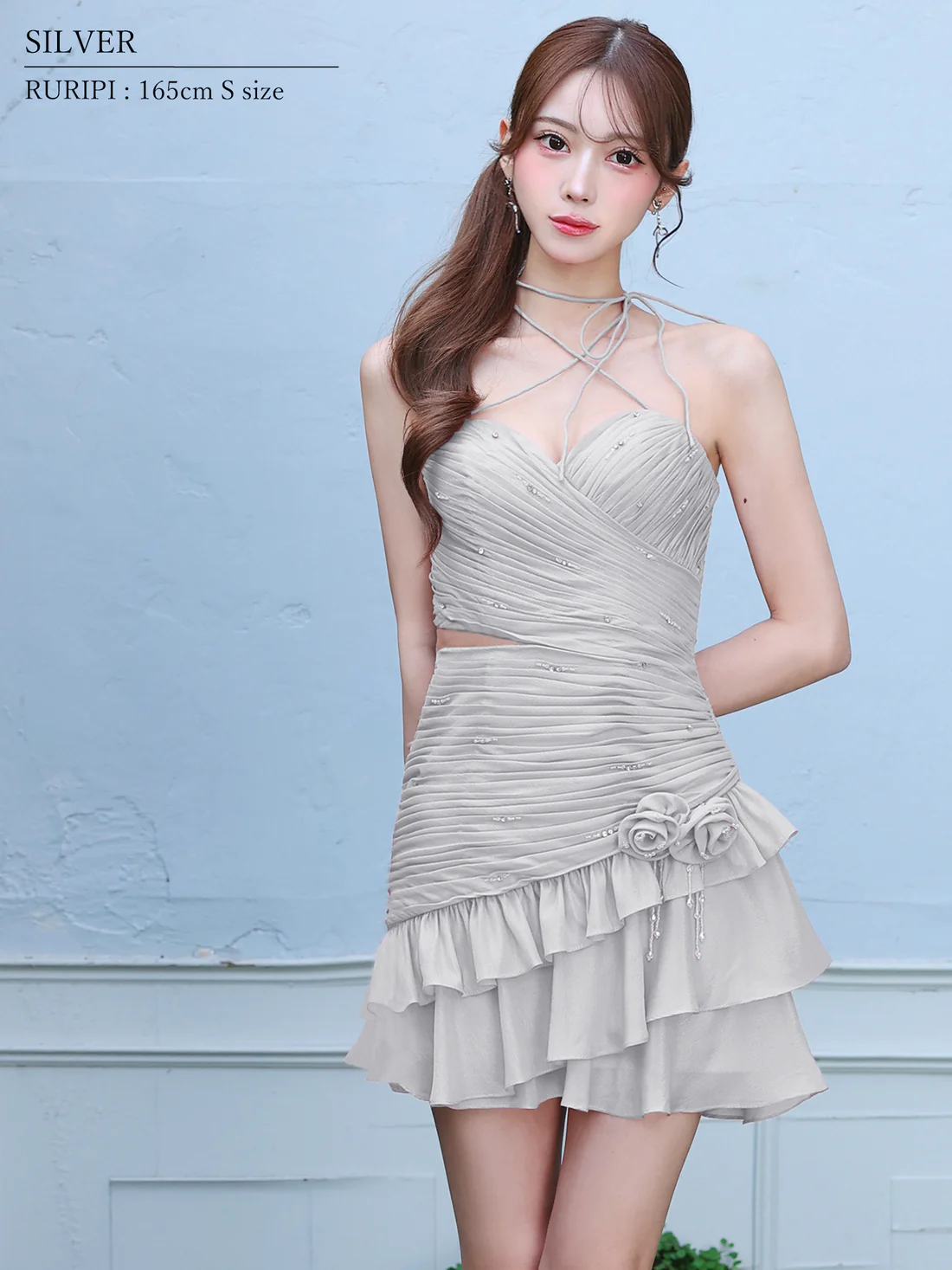 オフショルダー ネックストラップ フラワーモチーフ フリル 長袖 フェミニン フレアミニドレスのイメージ画像7