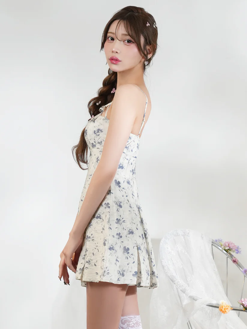 キャミソール カットデザイン リボン フラワー プリーツスカート フレアミニドレスのイメージ画像9