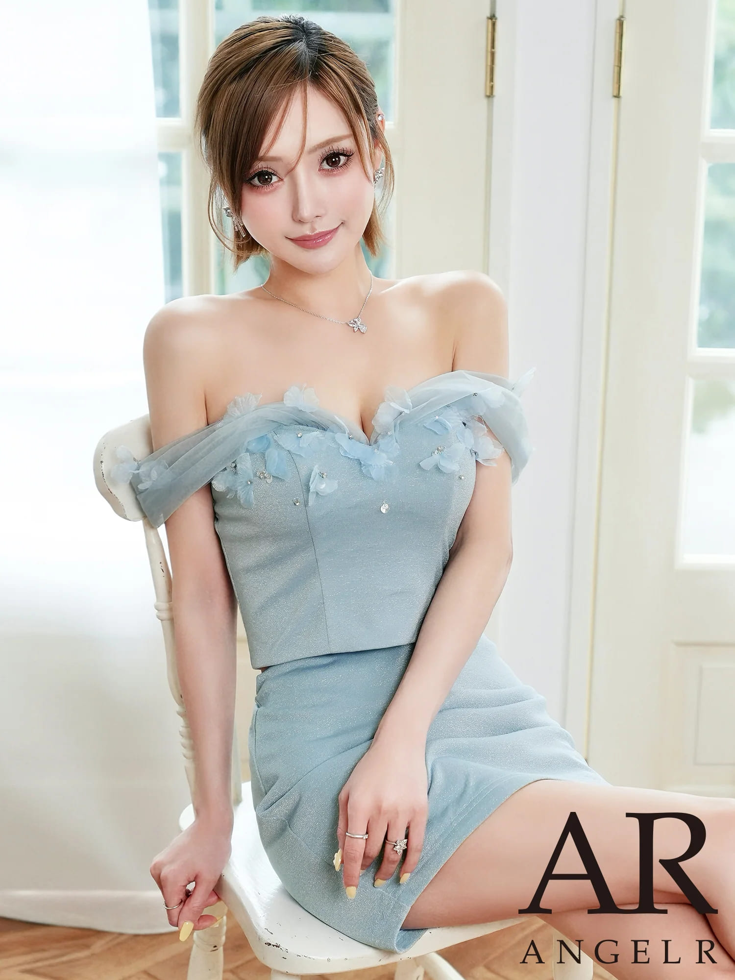 オフショルダー シフォン フラワー ビジュー ラメ セットアップ タイトミニドレスのメイン画像