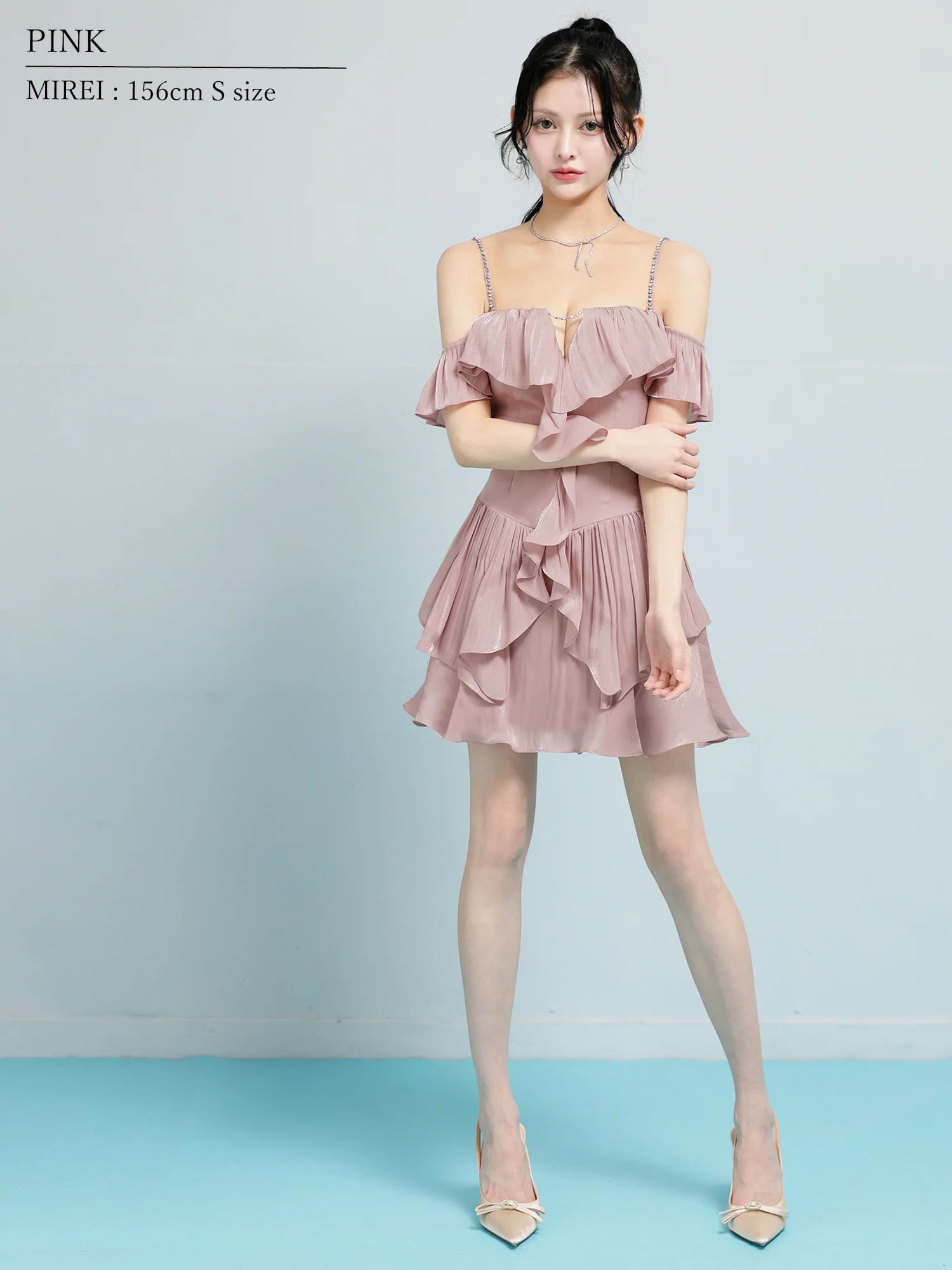 オフショルダー 肩あき バストカット ビジューチェーン フリル シフォン フレアミニドレスのイメージ画像6