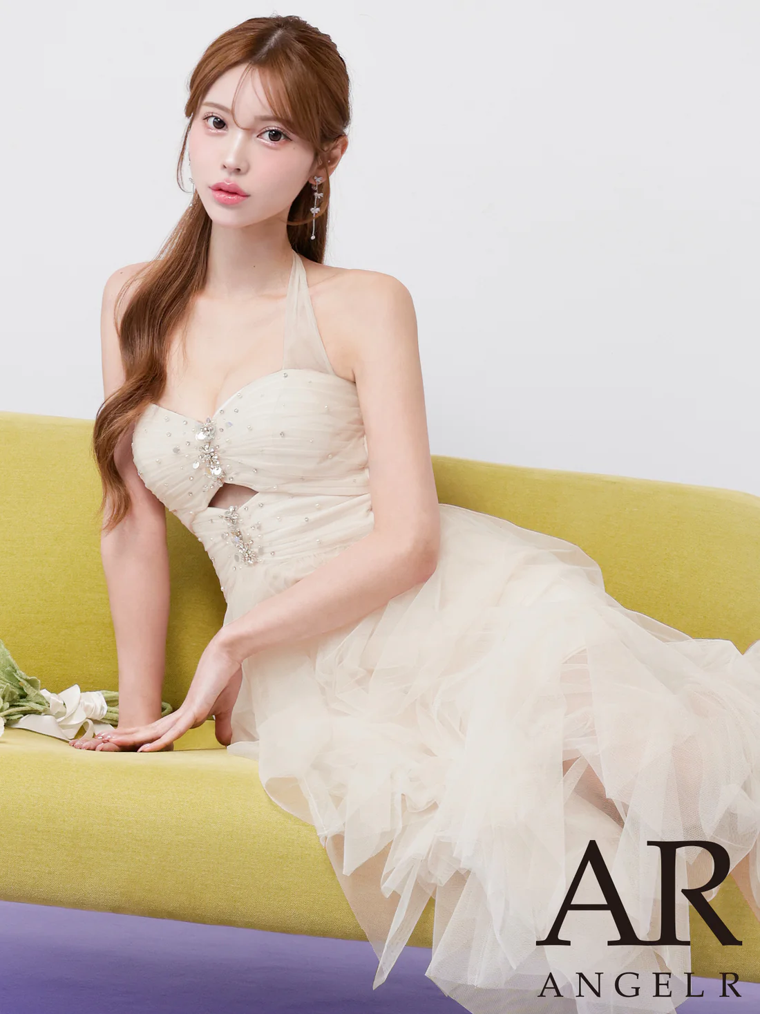 ホルターネック フロントビジュー ウエストカット フリル メッシュ ヘムライン ネックリボン Aラインロングドレスのメイン画像1