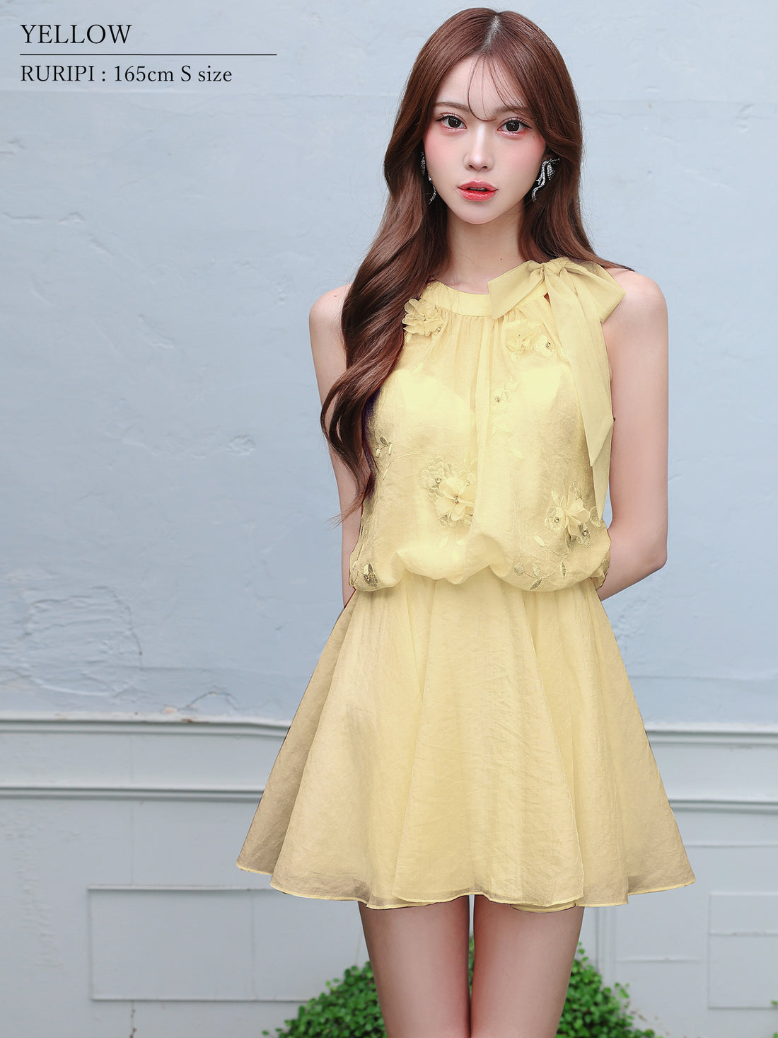 ノースリーブ シフォン ネックリボン フラワー フェミニン シアー フレアミニドレスのイメージ画像3