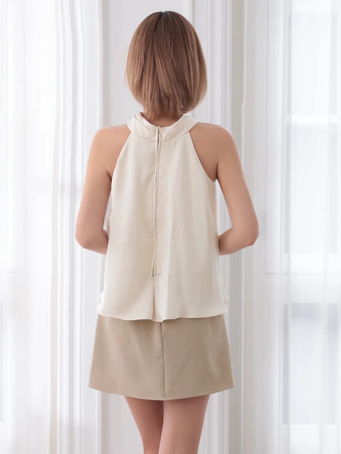 セットアップ ホルターネック シフォン フラワー バイカラー フレアミニドレスのイメージ画像11