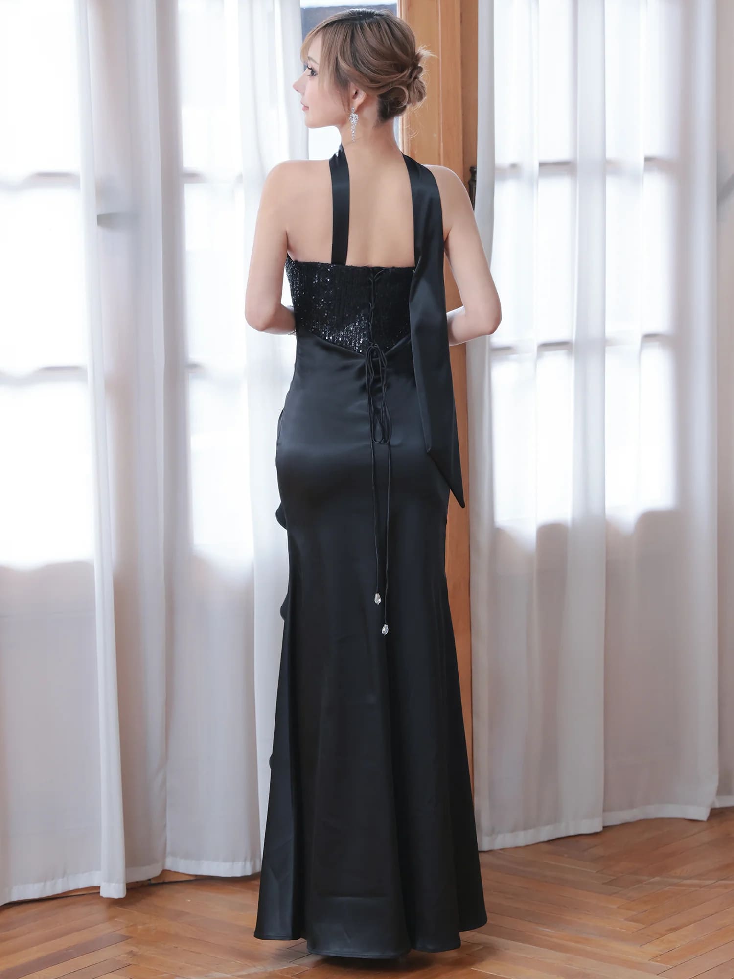 2way ベアトップ ハートカット チョーカー フロントスパンコール フリル マーメイドライン タイトロングドレスのイメージ画像14