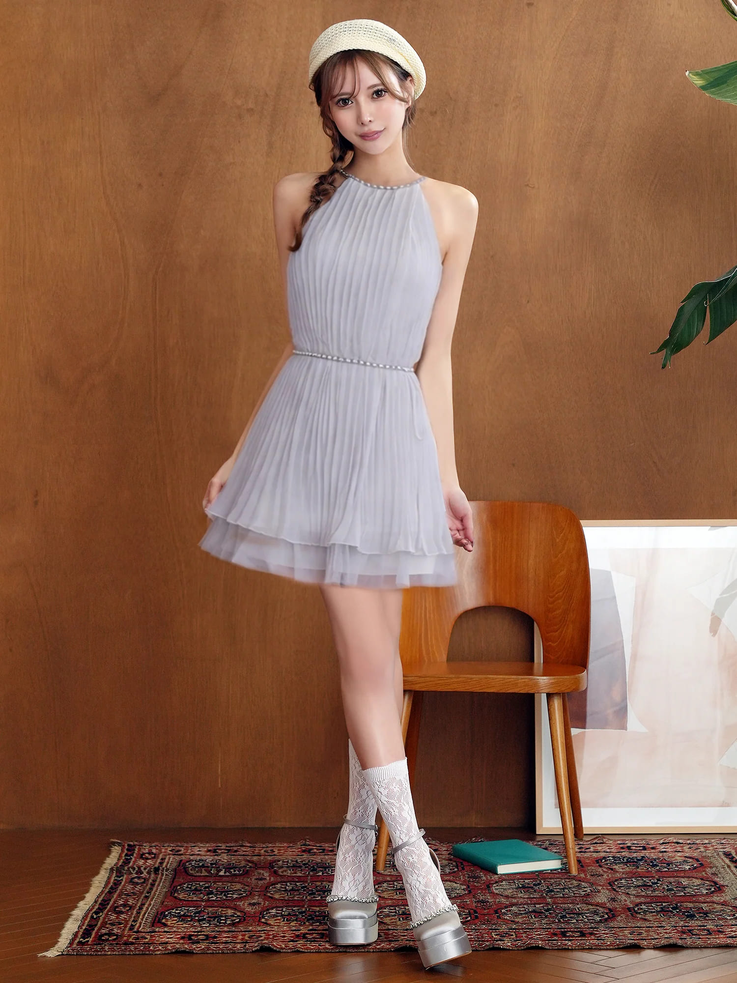 ホルターネック チェーン ベルト プリーツ フリル フレアミニドレスのイメージ画像6