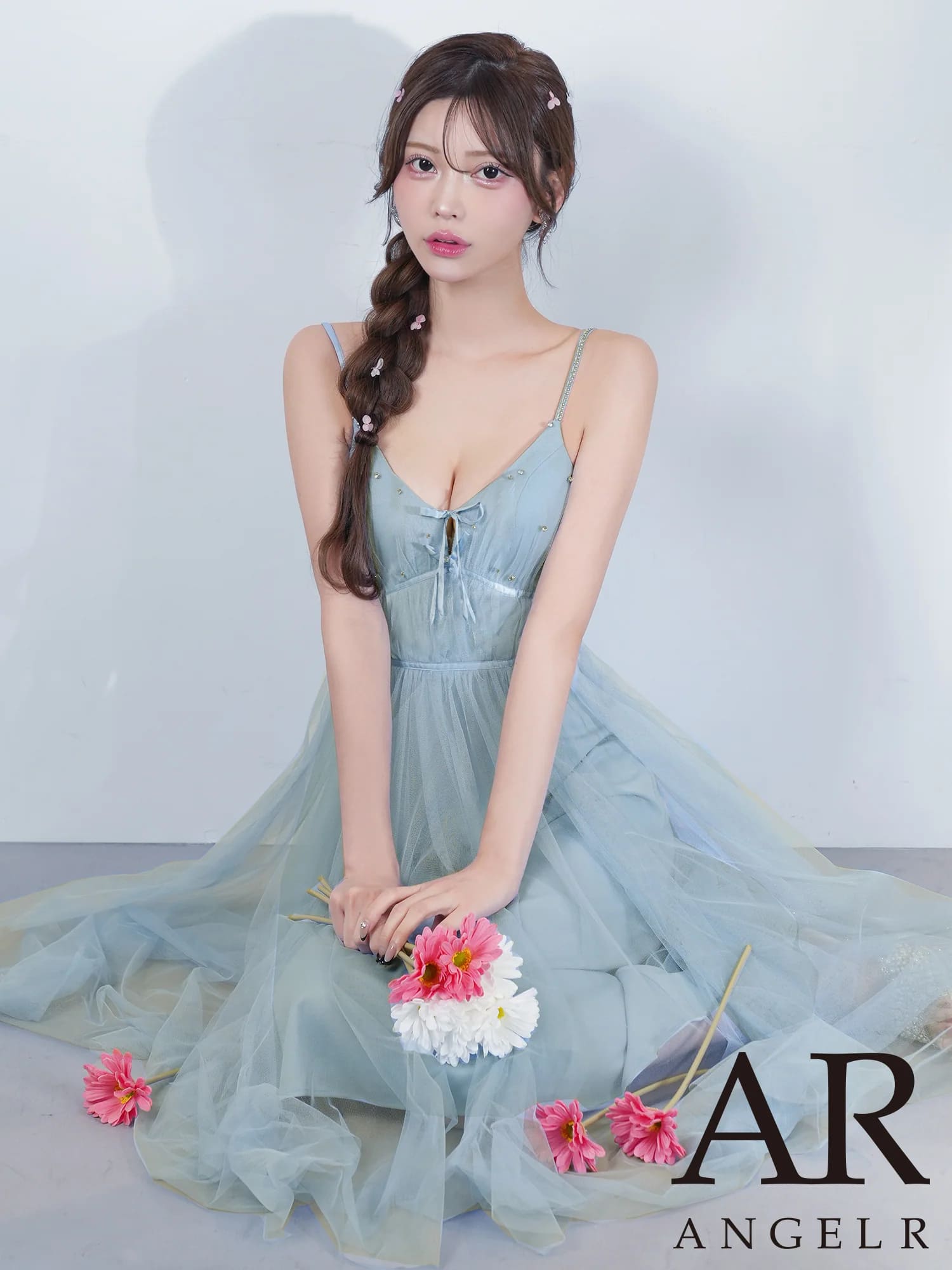 キャミソール バストレースアップ リボン サテン ビジュー フレア 膝丈ドレスのメイン画像