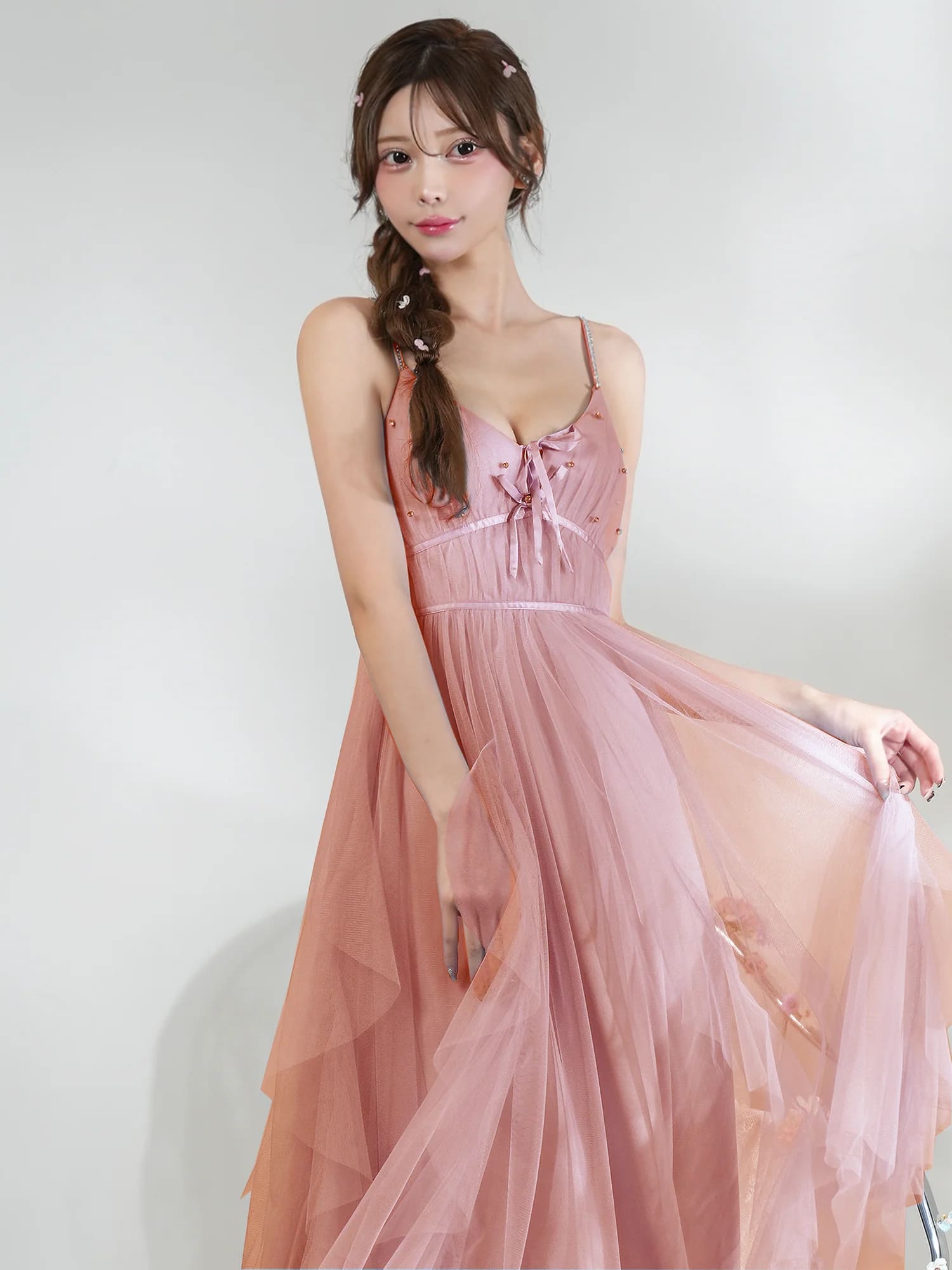 キャミソール バストレースアップ リボン サテン ビジュー フレア 膝丈ドレスのイメージ画像5