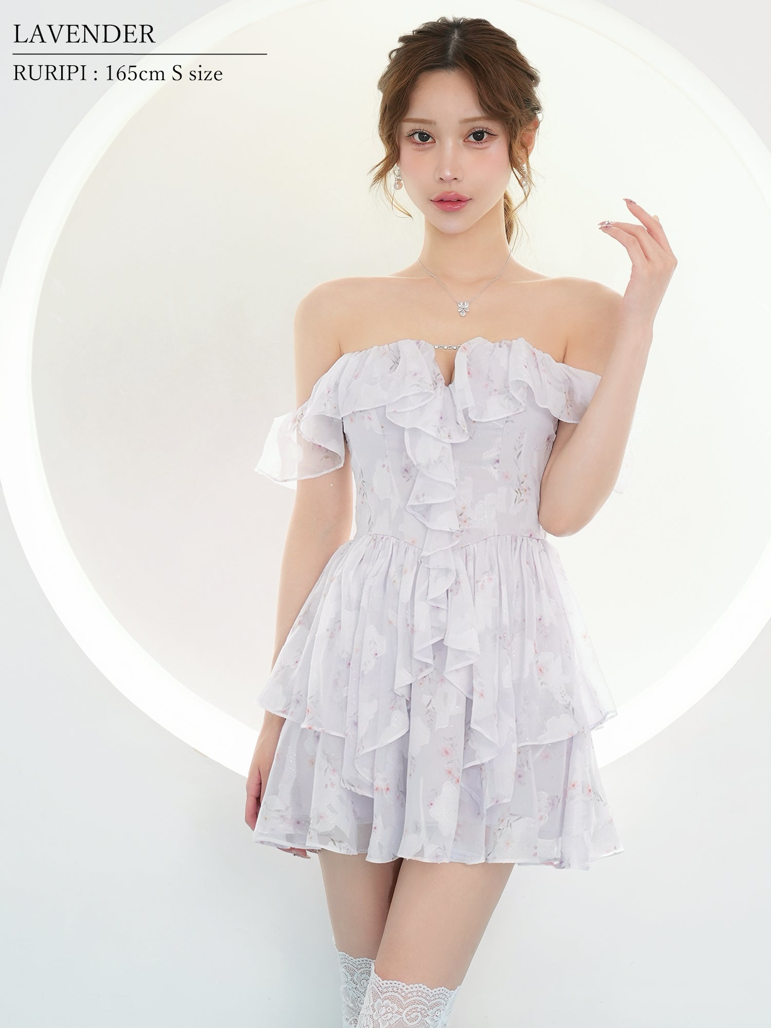 2way オフショルダー 肩あき バストカット ラメ フリル 花柄 フレアミニドレスのイメージ画像3