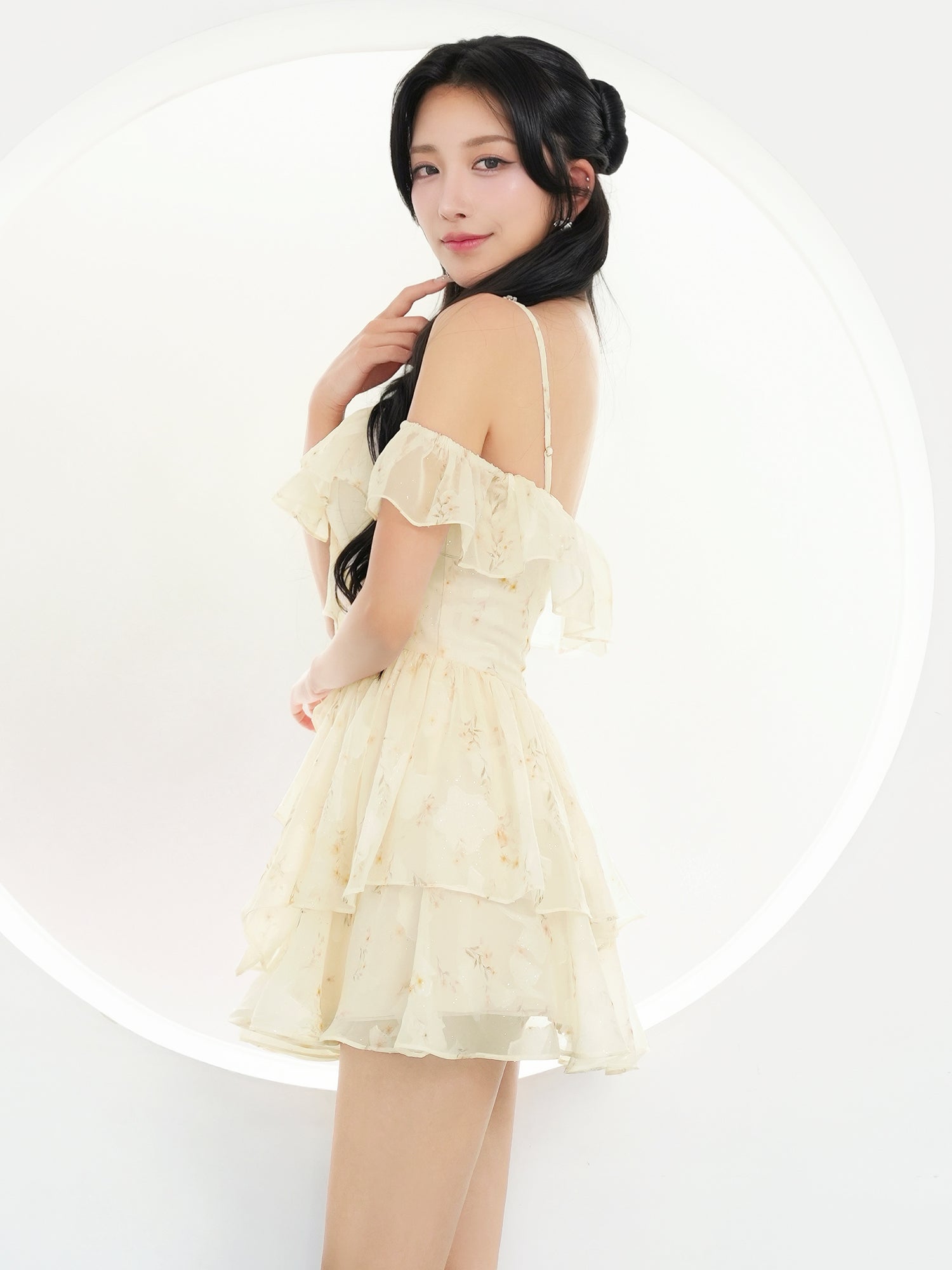 2way オフショルダー 肩あき バストカット ラメ フリル 花柄 フレアミニドレスのイメージ画像7
